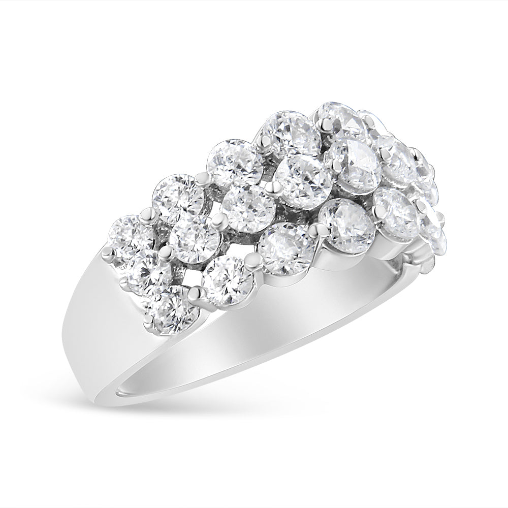 Anello a fascia con 3 file di diamanti naturali rotondi da 2 1/2 ct in oro bianco 10 carati (colore IJ, purezza I1-I2) - Friggin Jewelry