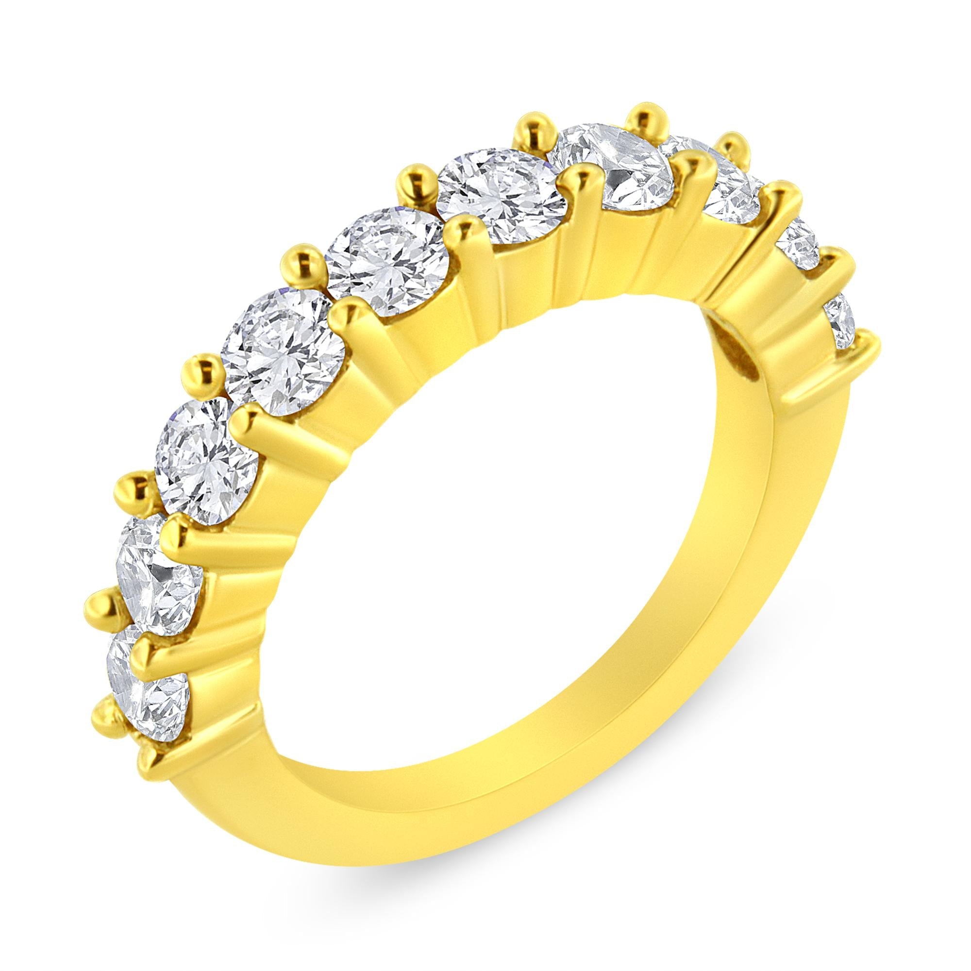 Anillo de aniversario de 10 piedras con diamantes redondos de talla brillante de 2,0 quilates y baño de oro amarillo de 14 quilates en plata de ley 925 (color JK, claridad I1-I2) - Friggin Jewelry