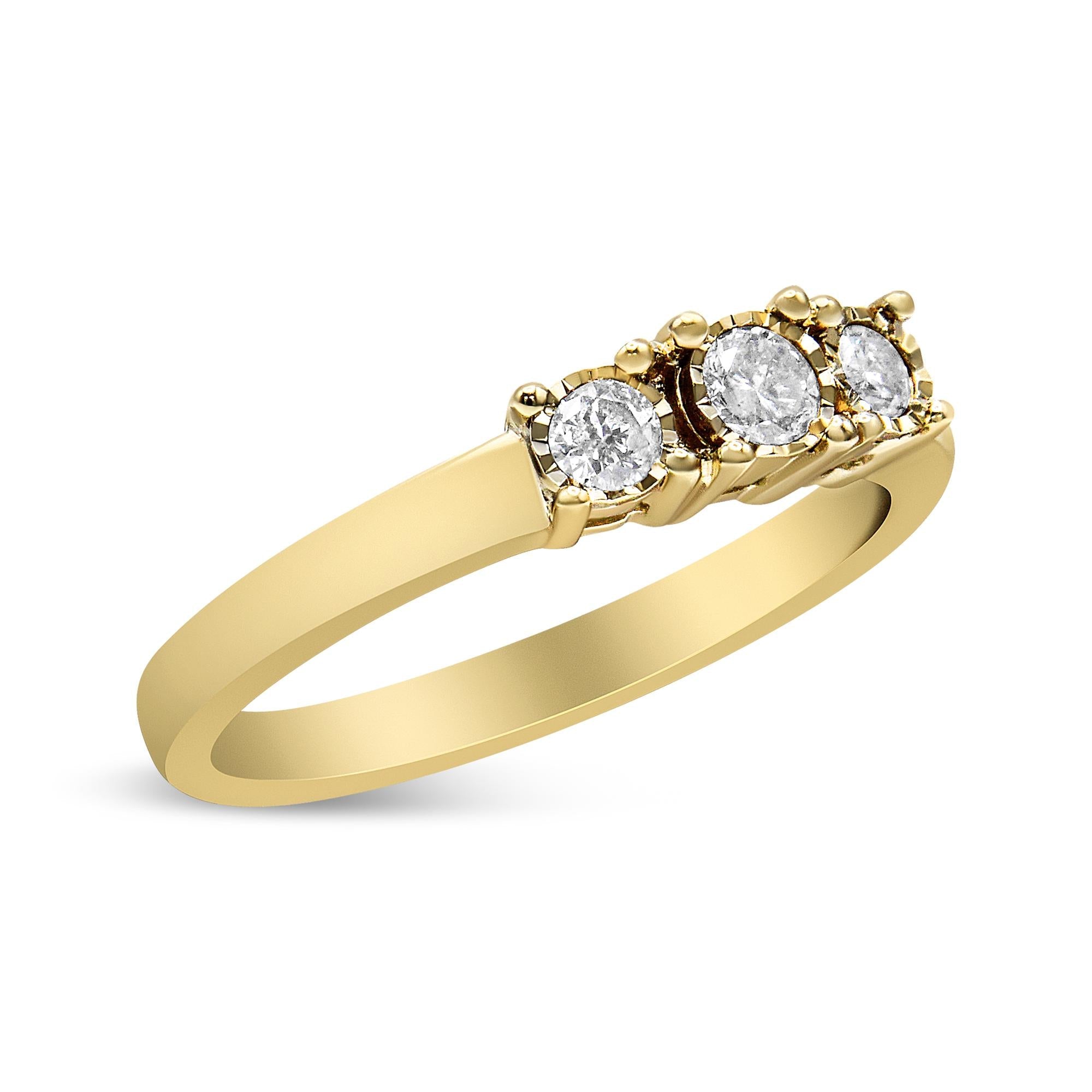 Anillo de plata de ley 925 bañado en oro amarillo de 14 quilates con 3 diamantes de 1/4 quilates (color JK, claridad I1-I2) - Friggin Jewelry