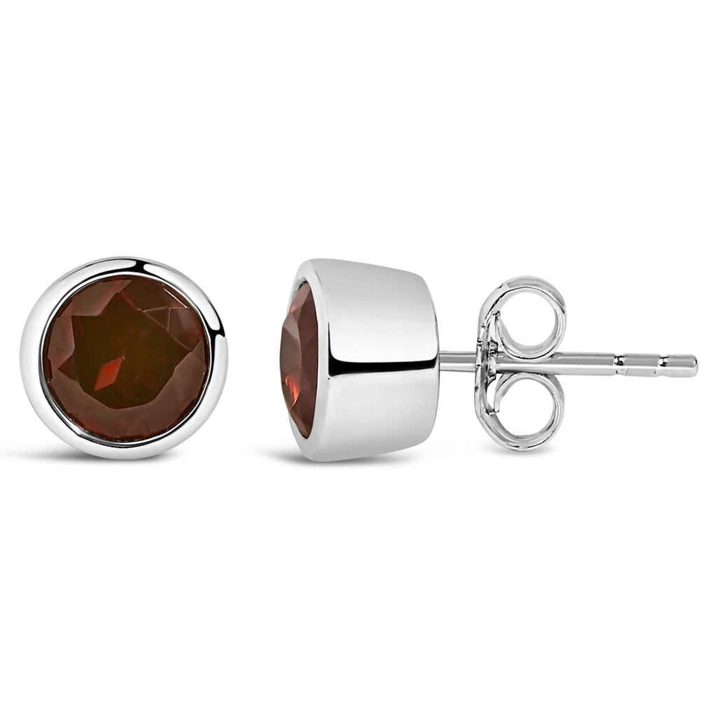 Pendientes solitarios de plata de ley 925 de 6 mm con gema creada engastada en bisel - Friggin Jewelry