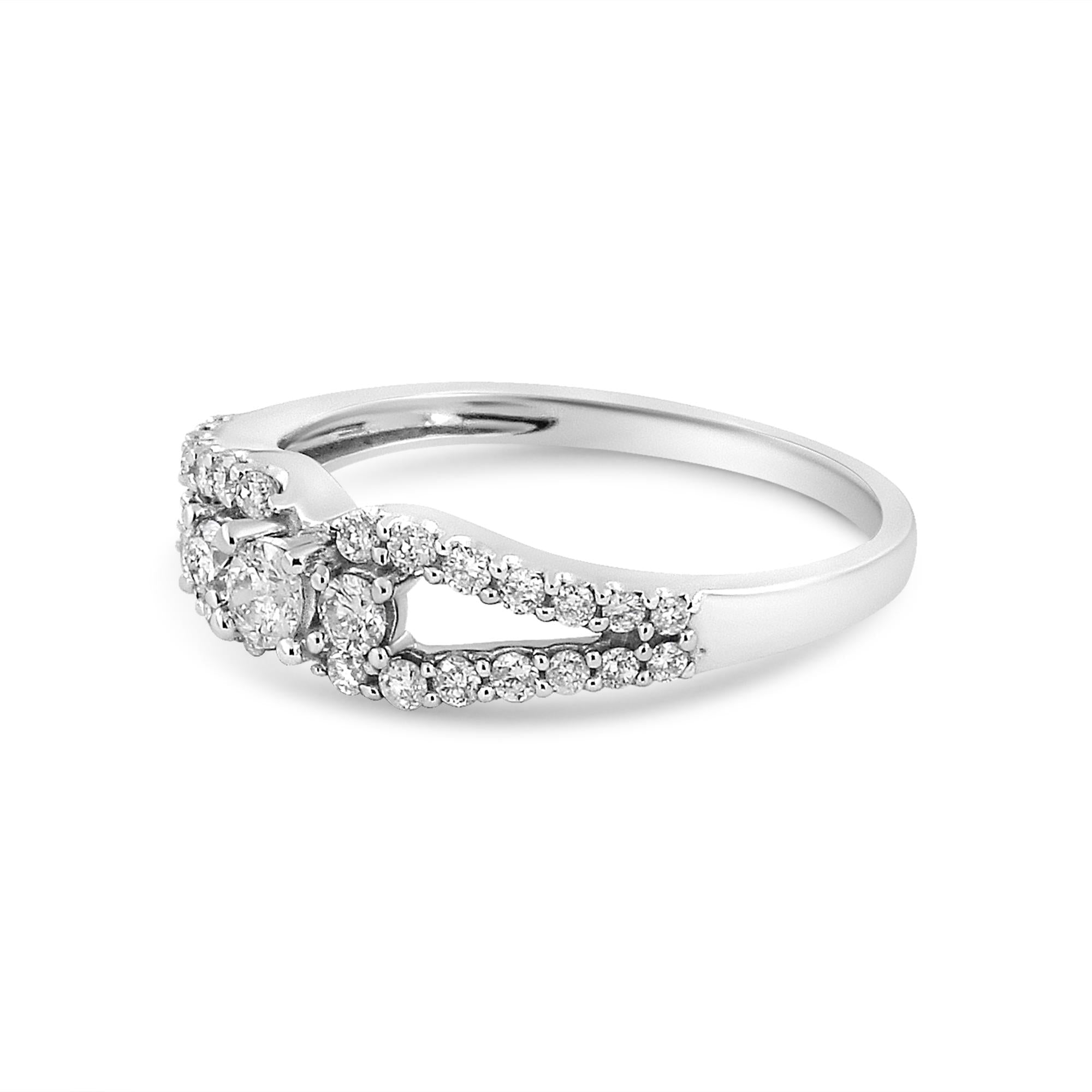 10K White Gold 1/2 Cttw Round Cut Diamond Three Stone Split Shank Band Ring (H-I Color, SI1-SI2 Clarity) - Friggin Jewelry
