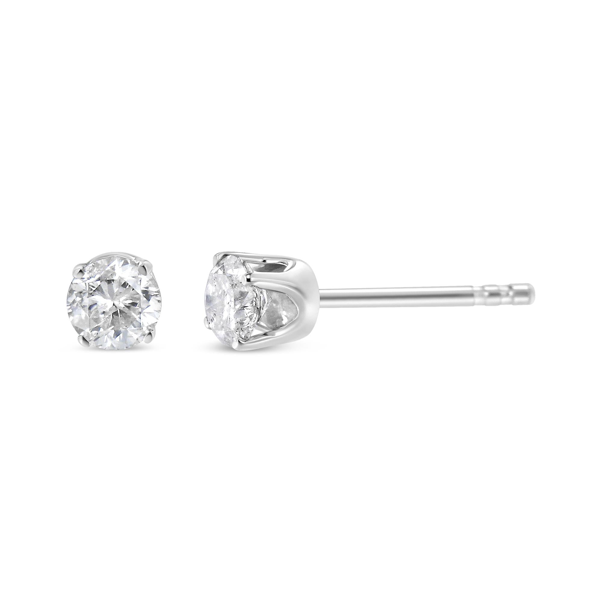 Aretes de botón con cierre a presión y diamante solitario de talla redonda brillante engastado en 4 puntas, en oro blanco de 14 quilates con certificación AGS (color GH, claridad I1-I2) - Friggin Jewelry