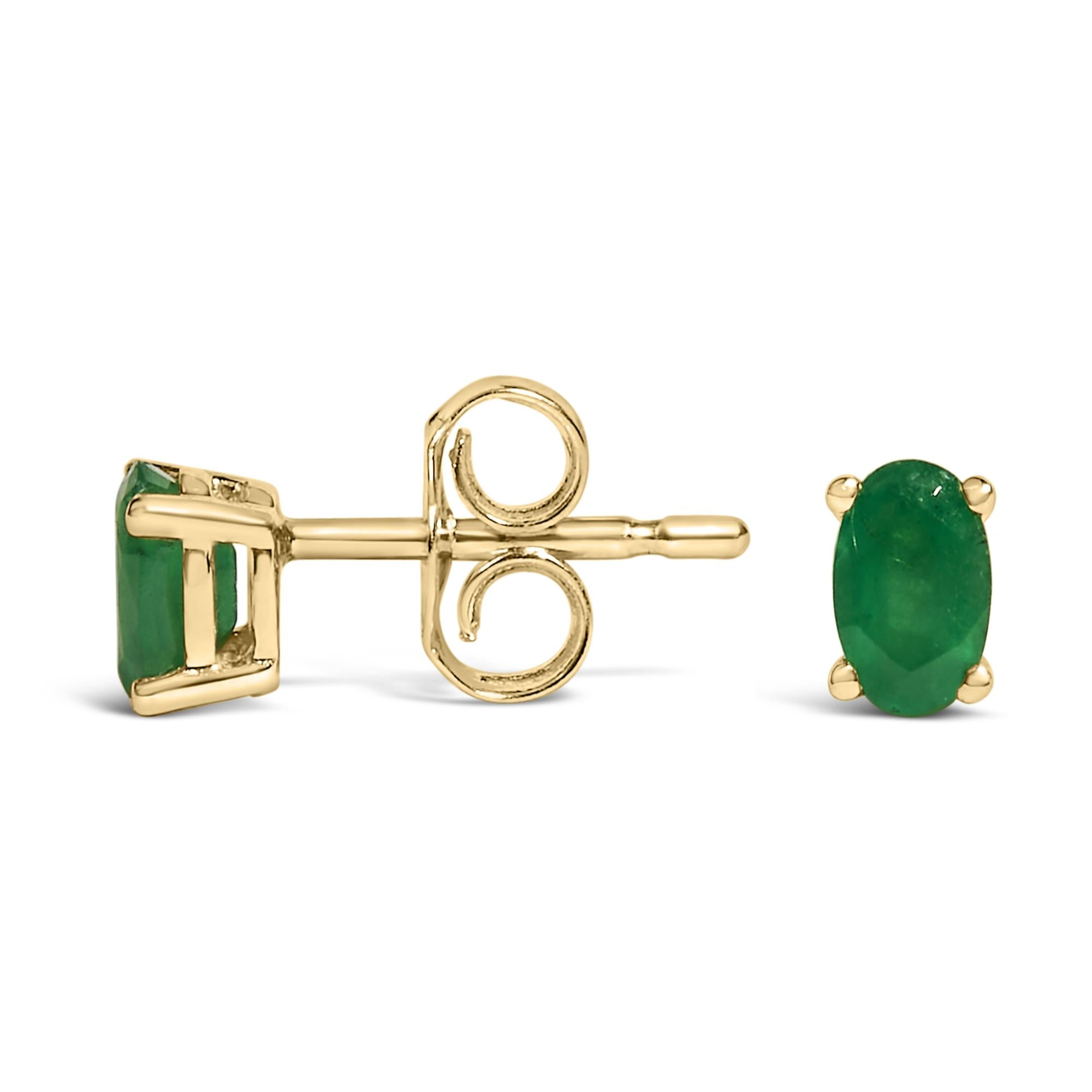 Pendientes de oro de 14 quilates con piedra de nacimiento de corte ovalado de 5 x 3 mm - Friggin Jewelry