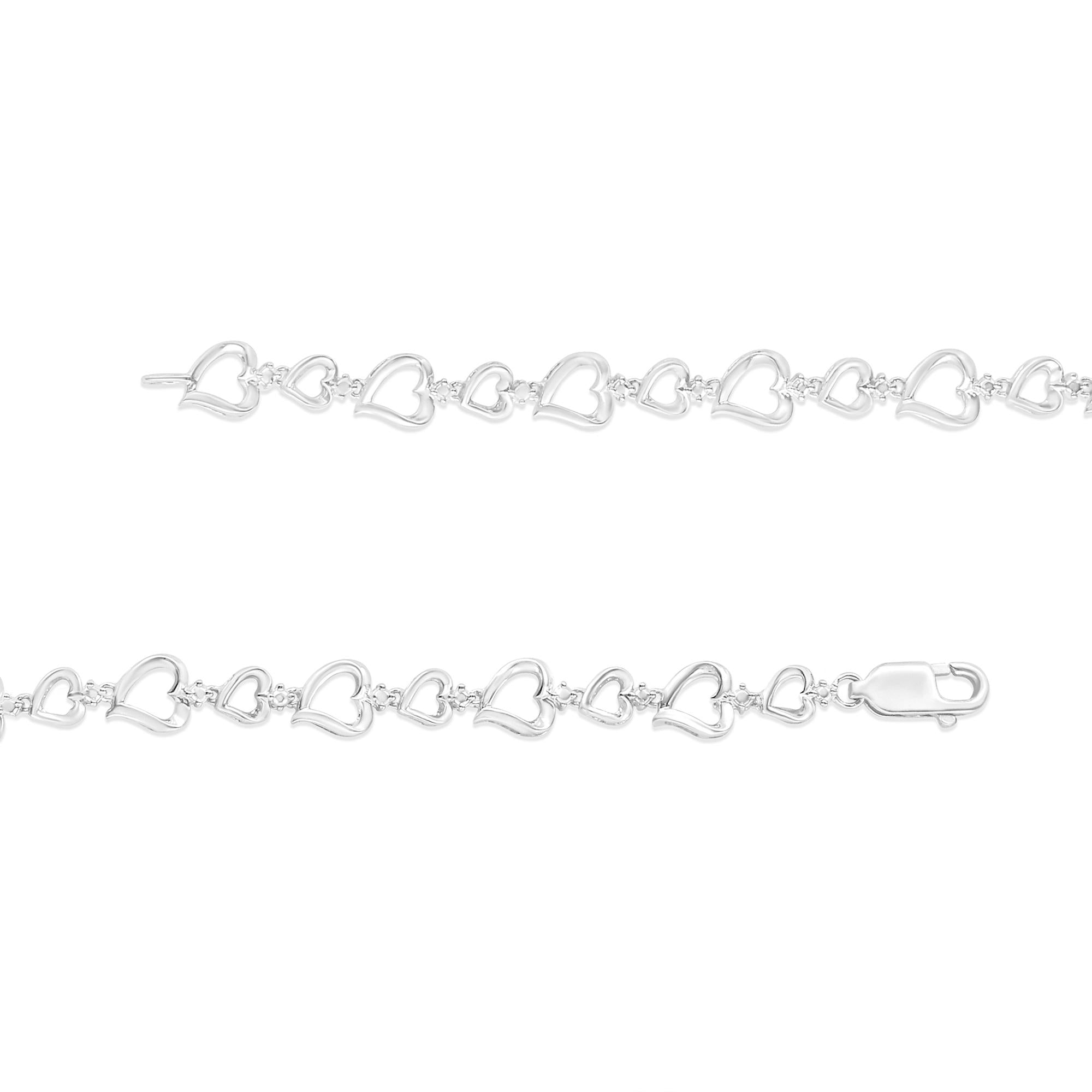Bracciale a maglie alternate a forma di cuore con diamanti incastonati a griffe in argento sterling 925 (colore IJ, purezza I3) - 7,25" pollici - Friggin Jewelry