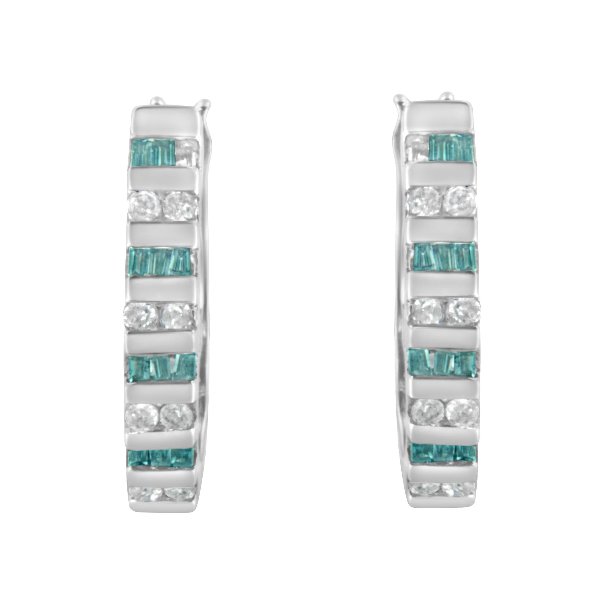 Orecchini a cerchio in oro bianco 10k con diamanti taglio baguette blu e rotondi (0,50 cttw, colore IJ, purezza I2-I3) - Friggin Jewelry