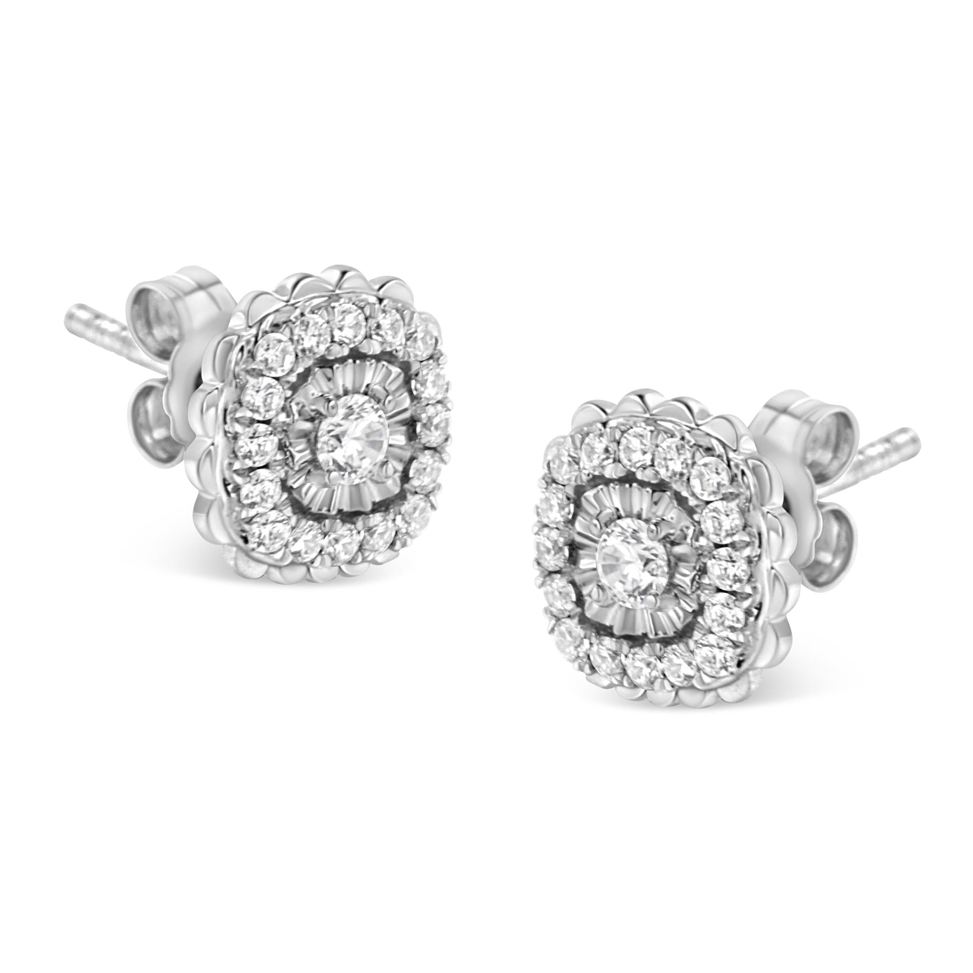 Aretes de plata de ley 925 con halo de diamantes de talla redonda de 1/2 quilates (color IJ, claridad I2-I3) - Friggin Jewelry