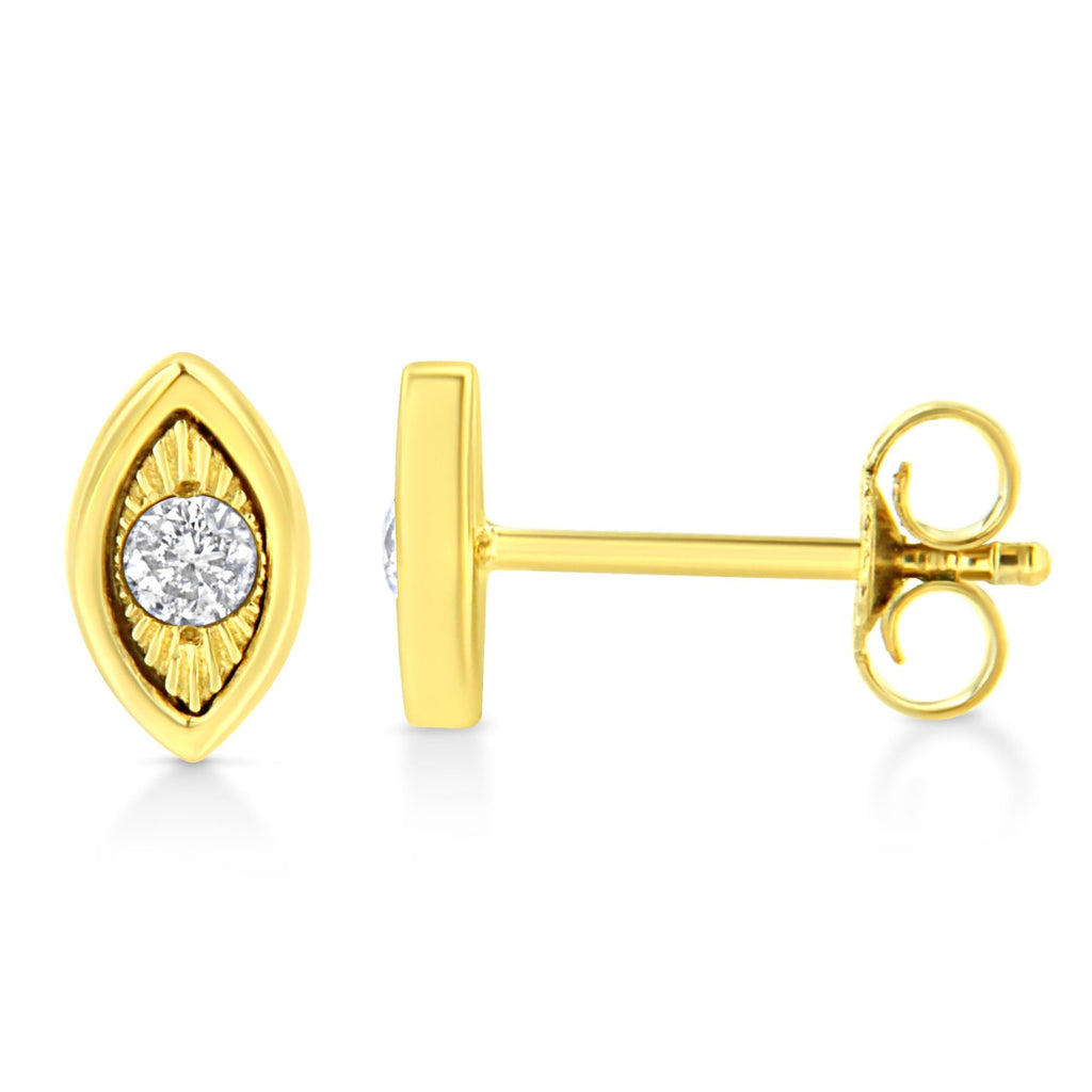 Aretes de plata de ley 925 bañados en oro amarillo de 10 quilates con diamantes engastados milagros de 1/10 quilates (formas a elegir) - Friggin Jewelry