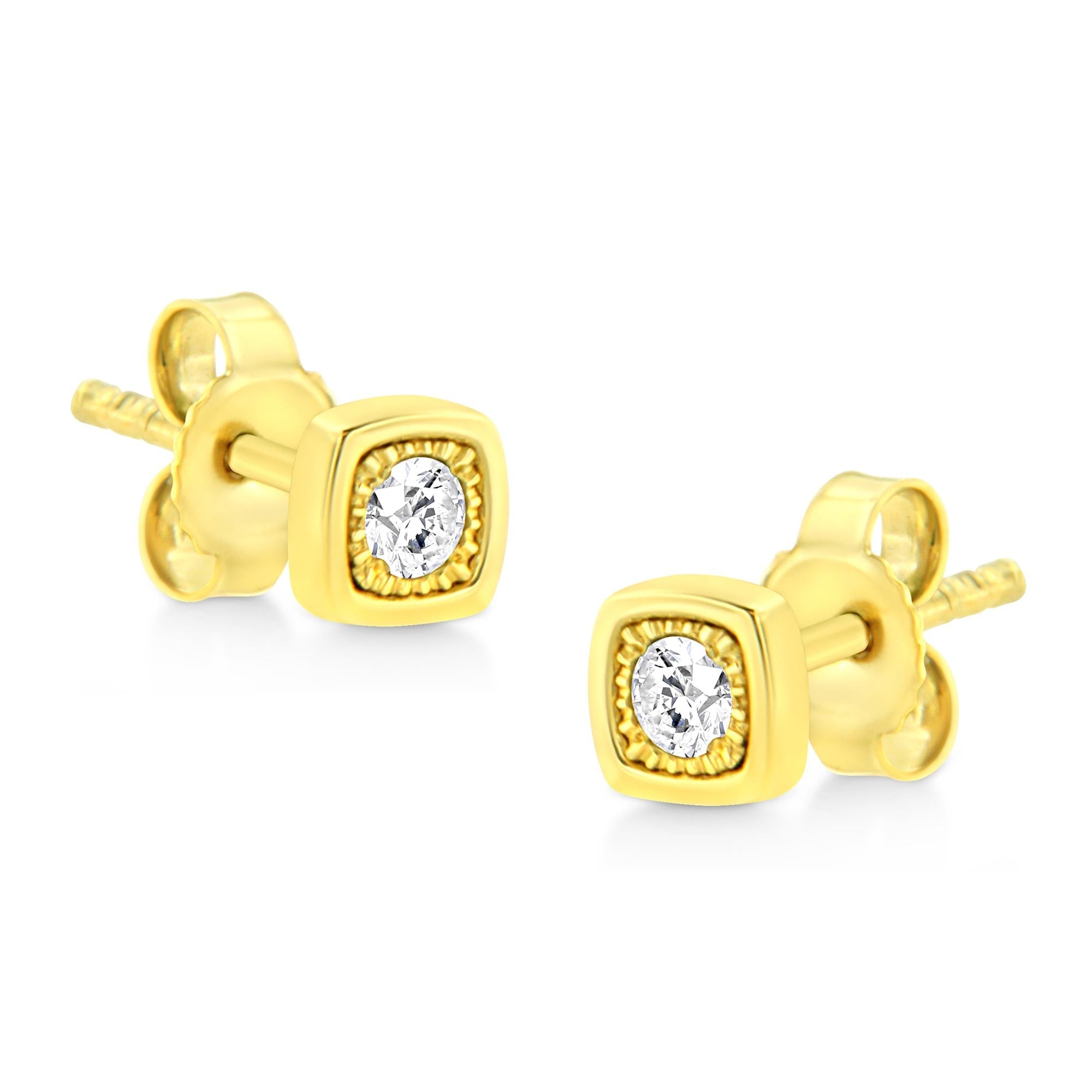Aretes de plata de ley 925 bañados en oro amarillo de 10 quilates con diamantes engastados milagros de 1/10 quilates (formas a elegir) - Friggin Jewelry