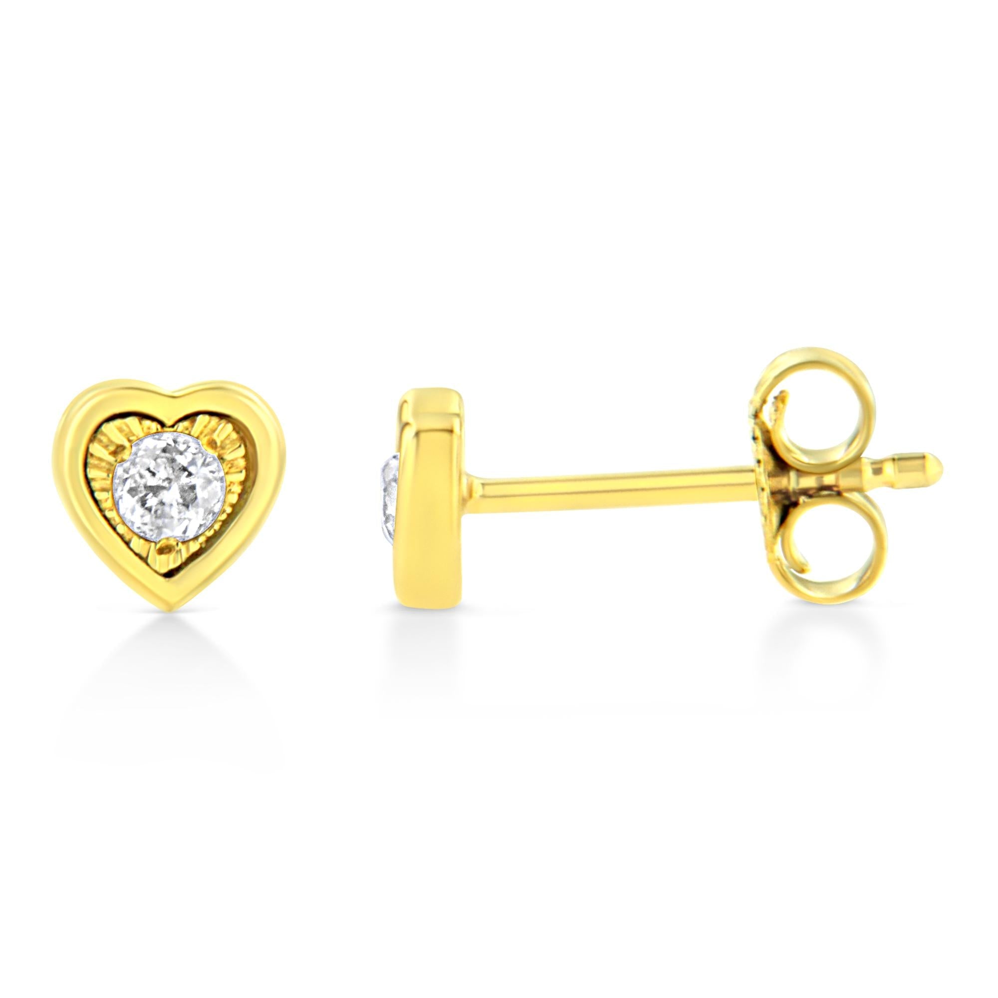 Aretes de plata de ley 925 bañados en oro amarillo de 10 quilates con diamantes engastados milagros de 1/10 quilates (formas a elegir) - Friggin Jewelry