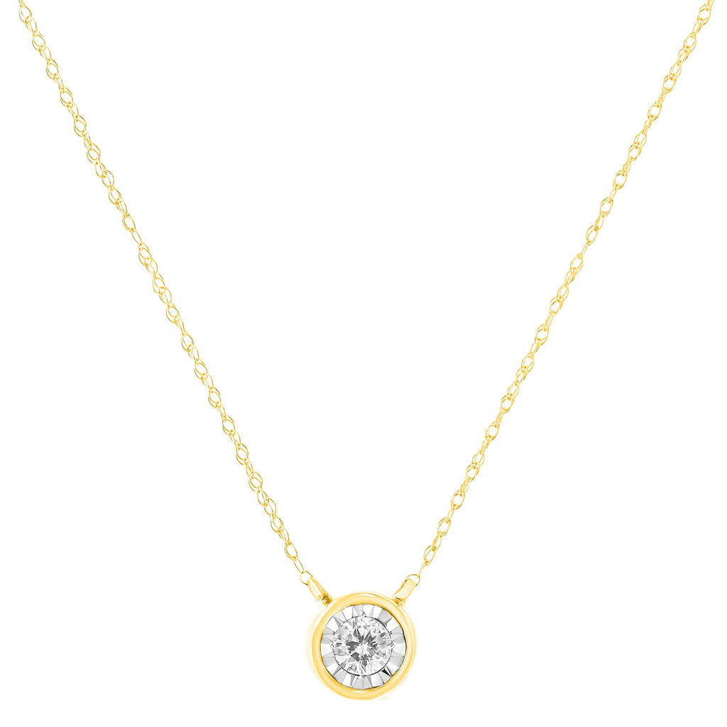 Collar con colgante solitario de oro de 10 quilates con diamantes redondos de talla brillante engastados en bisel (color JK, claridad I2-I3) - 40,6 cm con extensor de 5 cm - Friggin Jewelry