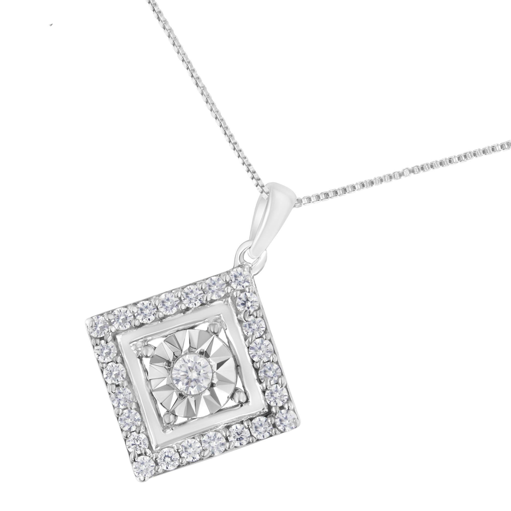 Collana con ciondolo quadrato in oro bianco 10 carati con diamanti da 1/2 carati (colore IJ, purezza I2-I3) - Friggin Jewelry