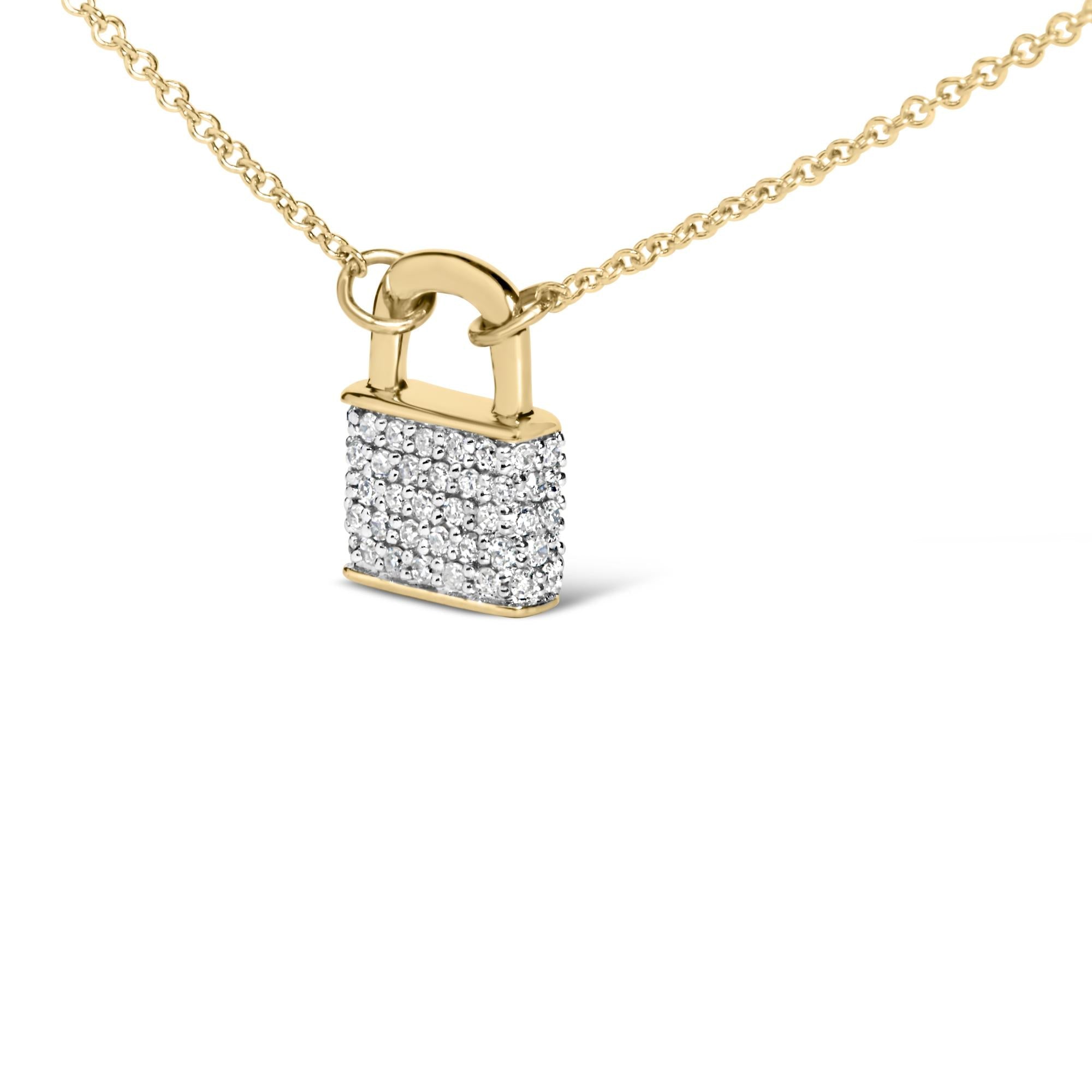 Collar con colgante de candado de diamantes de 1/6 ct en oro amarillo de 14 quilates (18") (color IJ, claridad I1-I2) - Friggin Jewelry