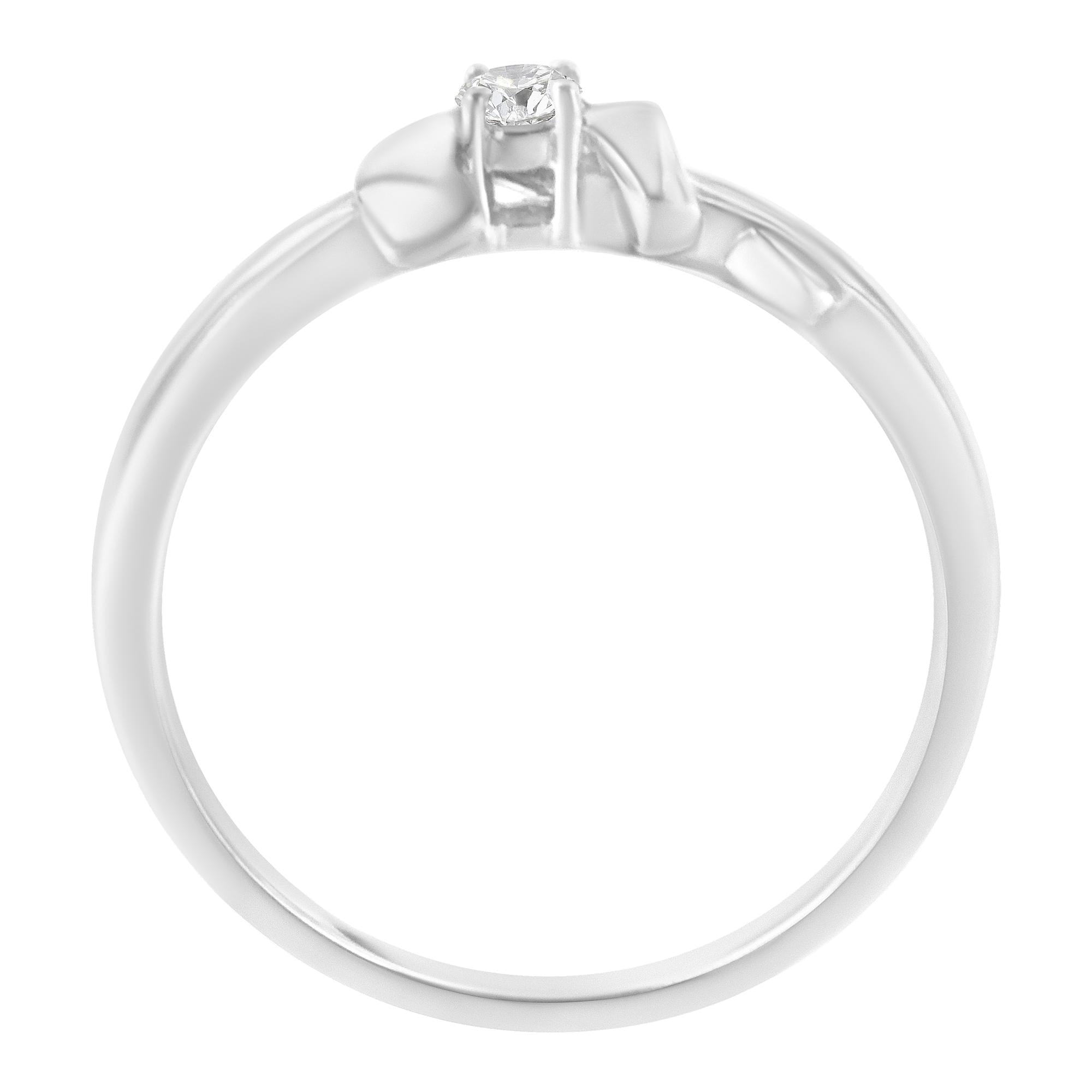 Anello con promessa di diamanti in oro bianco 10 carati (1/10 ct, colore HI, purezza SI2-I1) - Friggin Jewelry