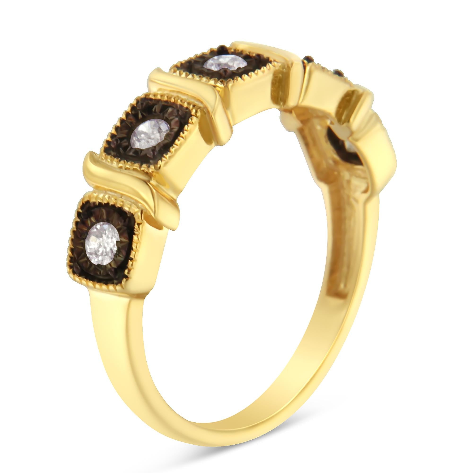 Anello a fascia in oro giallo 10 carati con diamanti incastonati in argento sterling 925 (1/4 ct, colore JK, purezza I2-I3) - Friggin Jewelry
