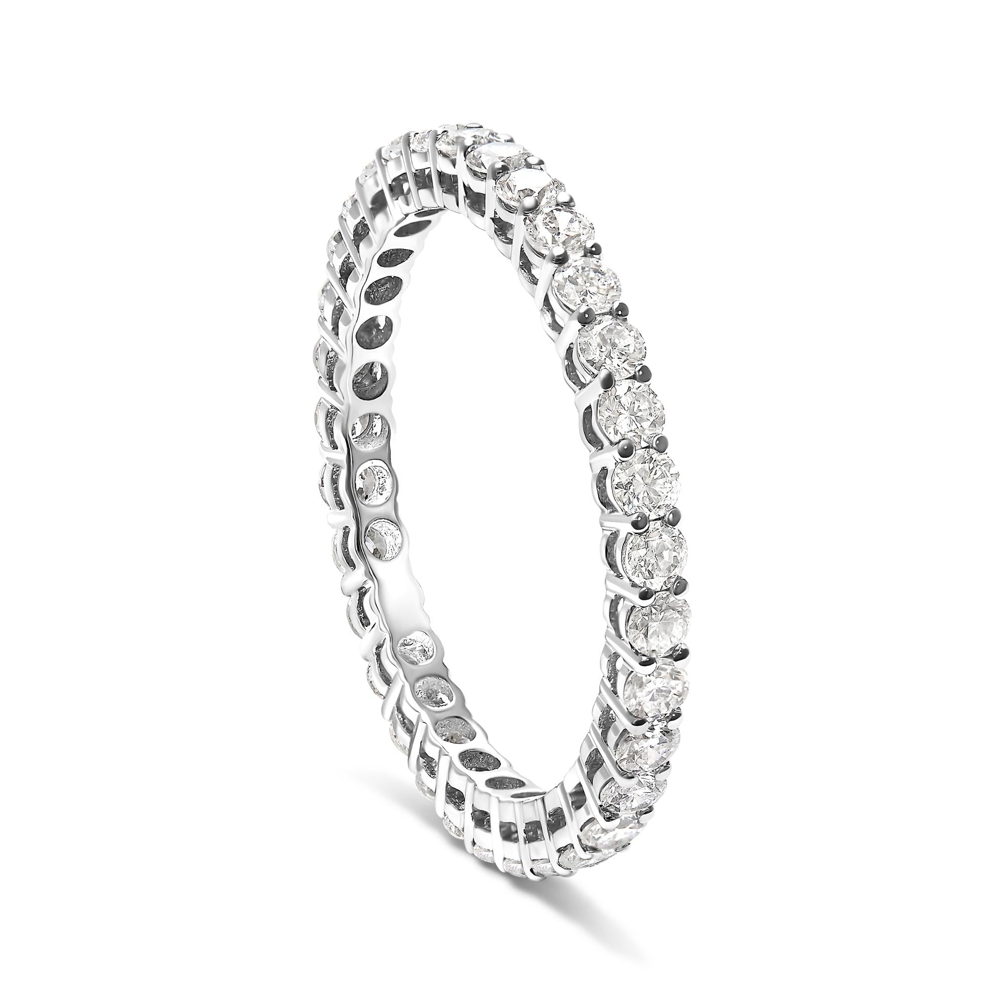 Anello dell'eternità in oro bianco 14 carati con diamanti coltivati ​​in laboratorio da 1,00 ct (colore FG, VS1-VS2) - Friggin Jewelry