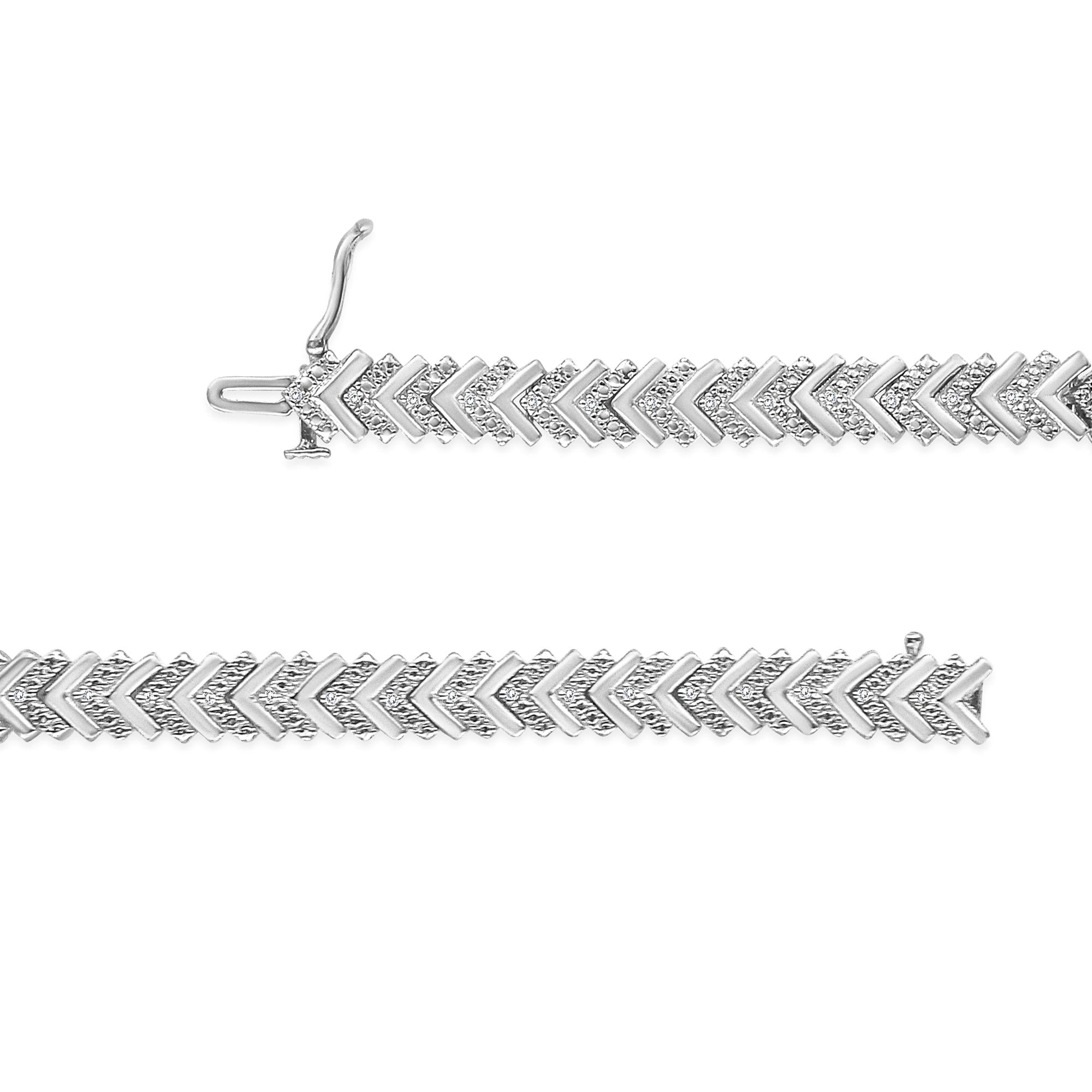 .925 Sterling Silver 1/6 Cttw Round-Cut Diamond Chevron Wave 7.25" Link Bracelet (I-J Color, I3 Clarity) - Friggin Jewelry