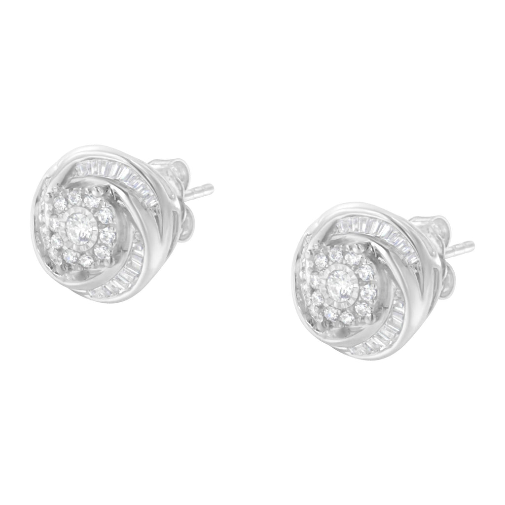 Pendiente de botón con nudo de amor de diamantes de talla baguette y redonda de 3/4 quilates en plata de ley 925 (color IJ, claridad I2-I3) - Friggin Jewelry