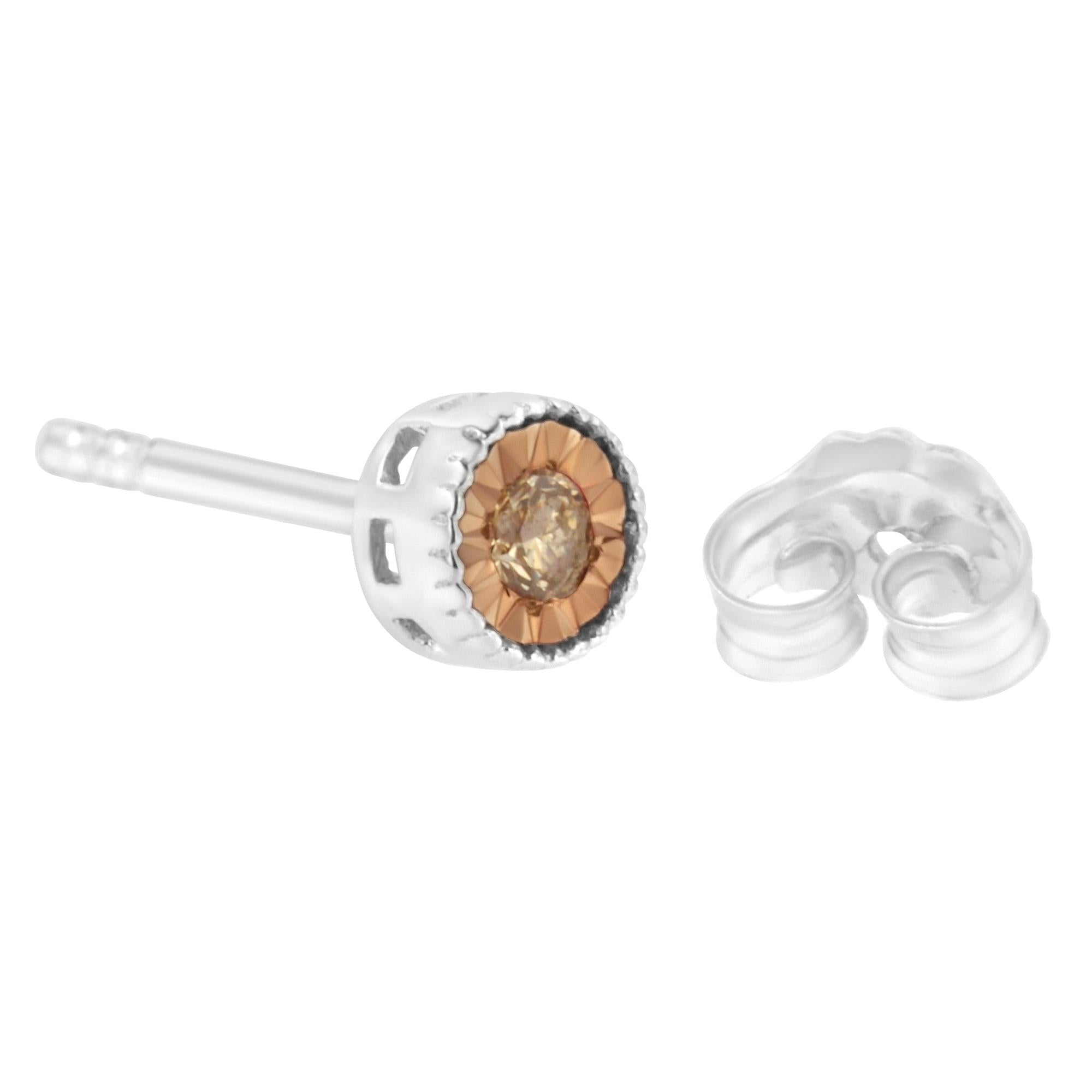 Pendientes de botón de plata de ley 925 de 1/10 quilates con diamantes champán de talla brillante redondos engastados milagros (color natural, claridad I1-I2) - Friggin Jewelry