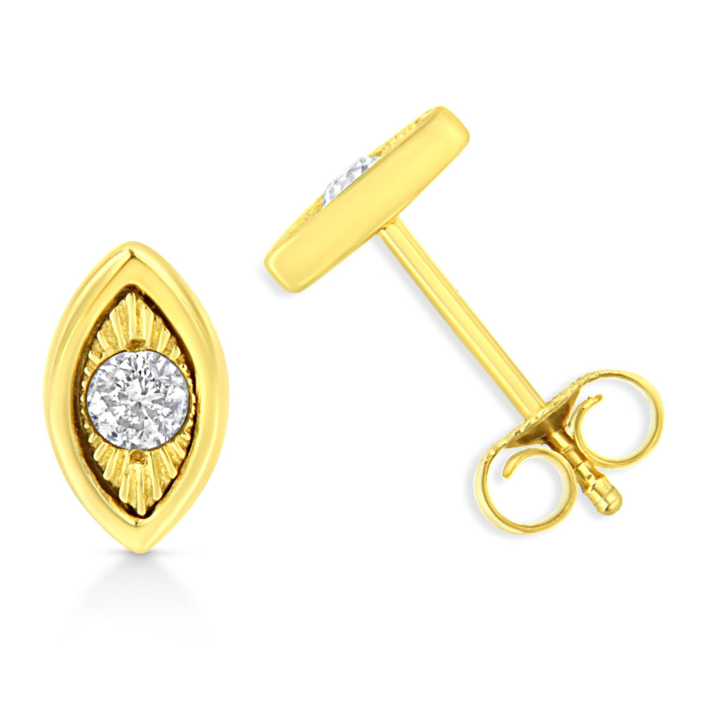 Aretes de plata de ley 925 bañados en oro amarillo de 10 quilates con diamantes engastados milagros de 1/10 quilates (formas a elegir) - Friggin Jewelry