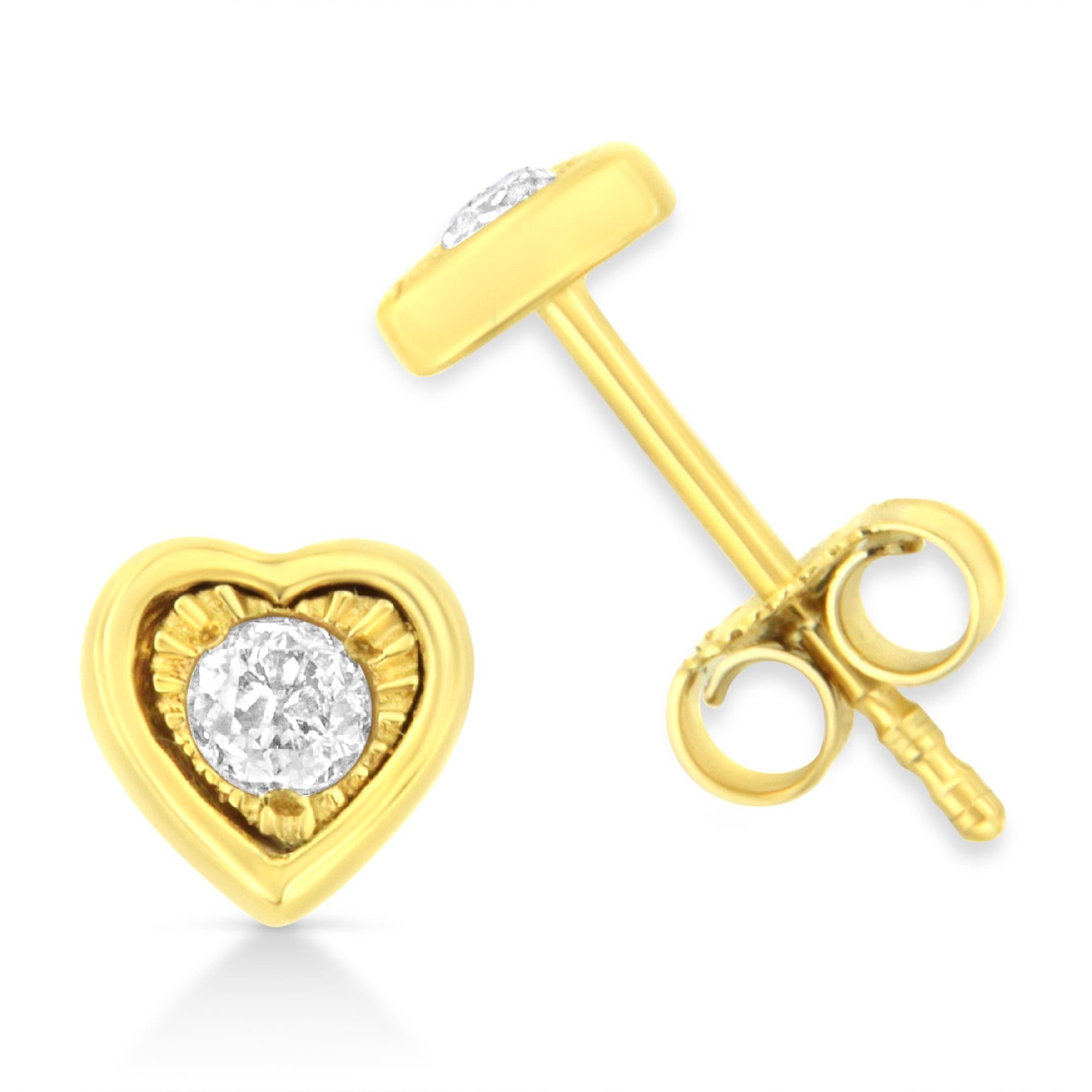 Aretes de plata de ley 925 bañados en oro amarillo de 10 quilates con diamantes engastados milagros de 1/10 quilates (formas a elegir) - Friggin Jewelry