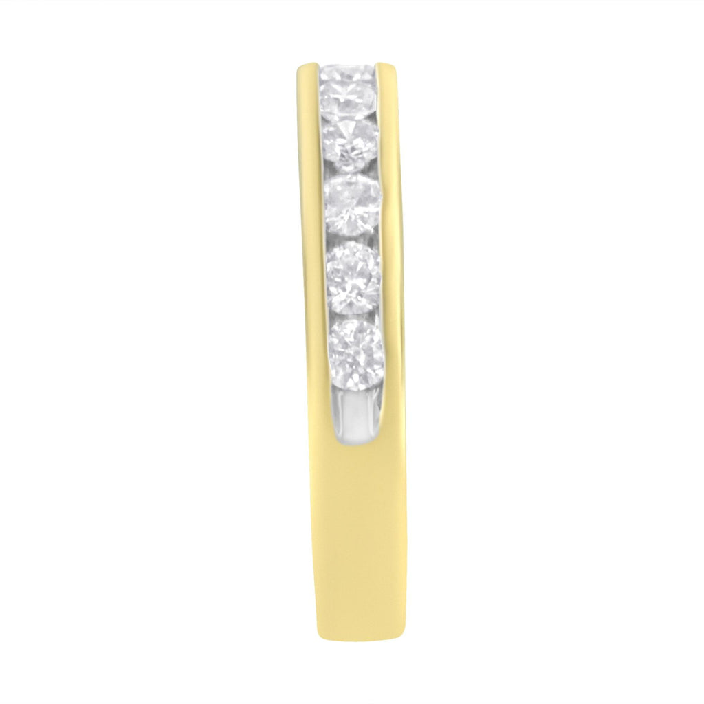 Anillo de aniversario/boda en oro amarillo de 18 quilates con certificación IGI, 1,0 cttw, diamantes de talla redonda engastados en canal y 11 piedras (color IJ, claridad I1-I2) - Friggin Jewelry