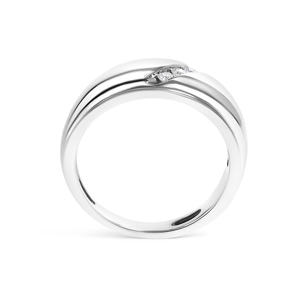 Men's .925 Sterling Silver 1/6 Cttw 3 Stone Diamond Band Ring (H-I Color, I1-I2 Clarity) - Friggin Jewelry