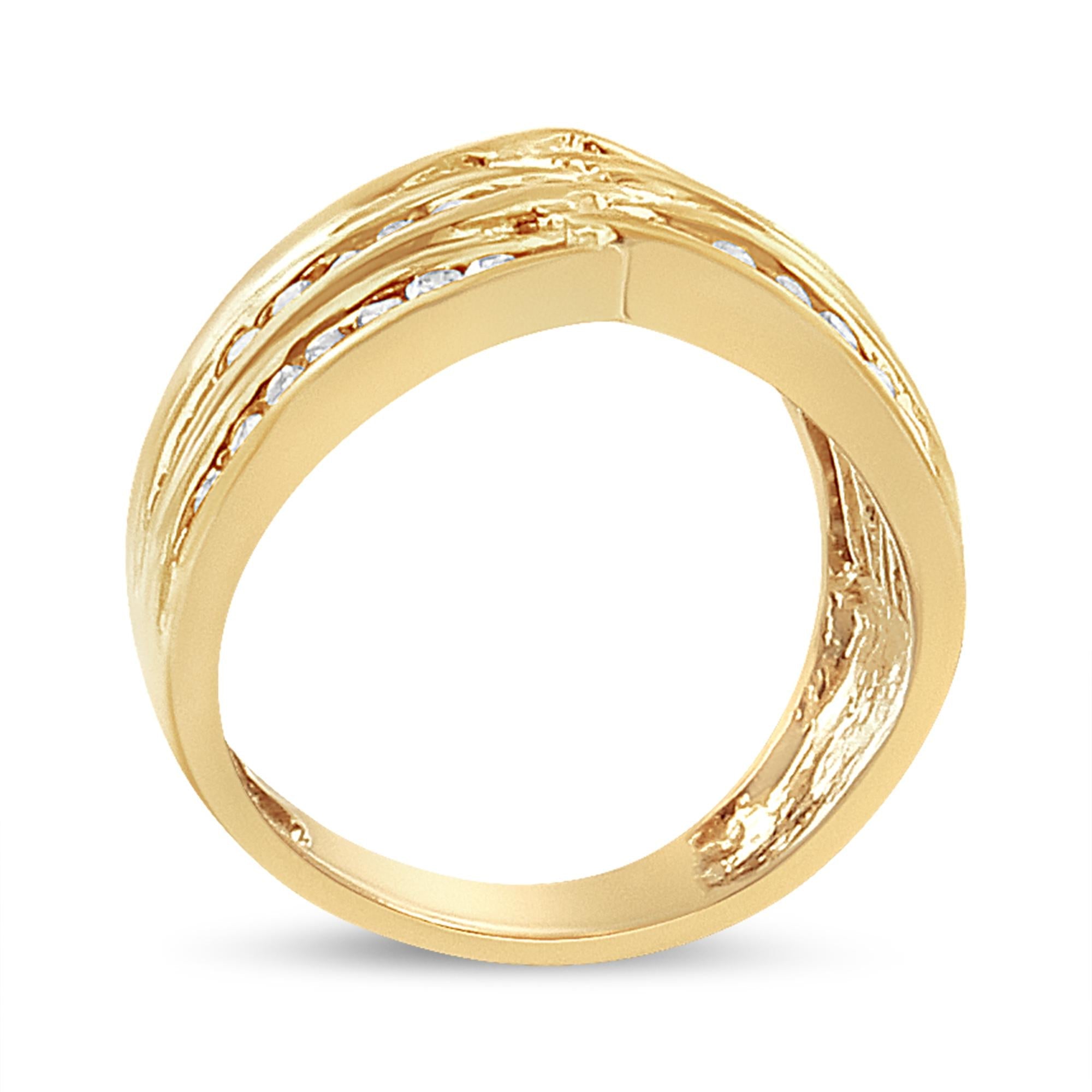 Anillo de plata de ley 925 bañado en oro amarillo de 10 quilates con banda de diamantes de 1 1/2 quilates (color champán, claridad I2-I3) - Friggin Jewelry