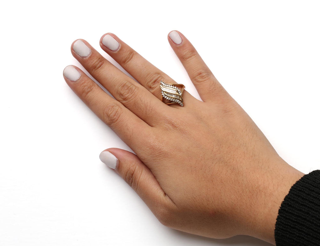 10K Yellow Gold 1/2 Cttw Round and Baguette Cut Diamond Cocktail Ring (H-I Color, I1-I2 Clarity) - Friggin Jewelry