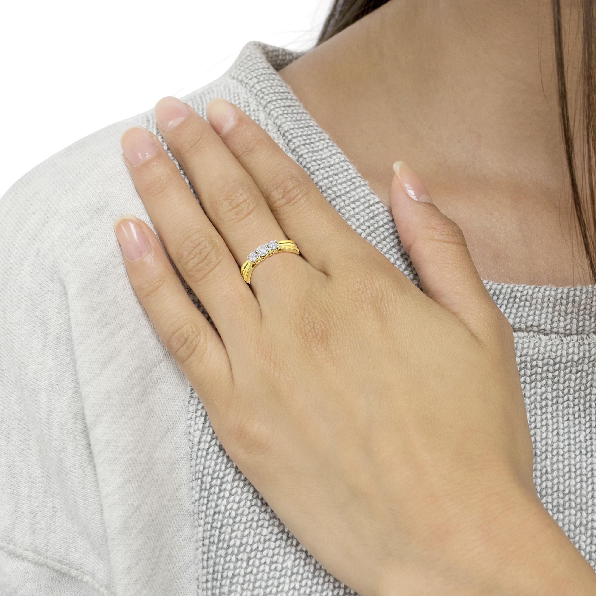10K Yellow Gold Three-stone Diamond Ring (0.50 cttw, J-K Color, I2-I3 Clarity) - Friggin Jewelry