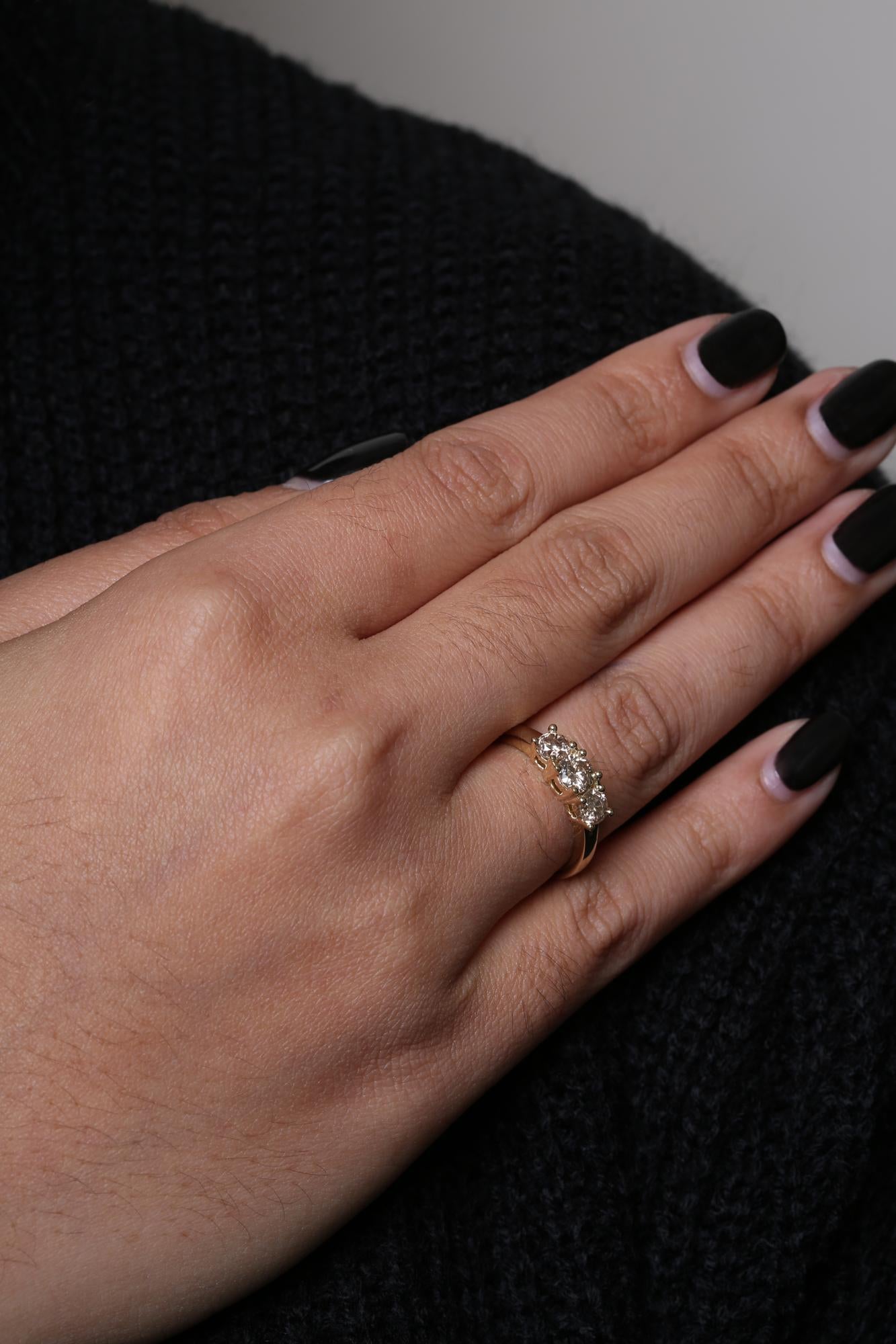 10K Yellow Gold 1.00 Cttw Champagne Diamond 3-Stone Band Ring (J-K Color, I1-I2 Clarity) - Friggin Jewelry