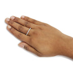 Anillo de eternidad en oro blanco de 14 quilates con diamantes cultivados en laboratorio de 1,00 quilates y engaste en garras compartidas (color FG, VS1-VS2) - Friggin Jewelry
