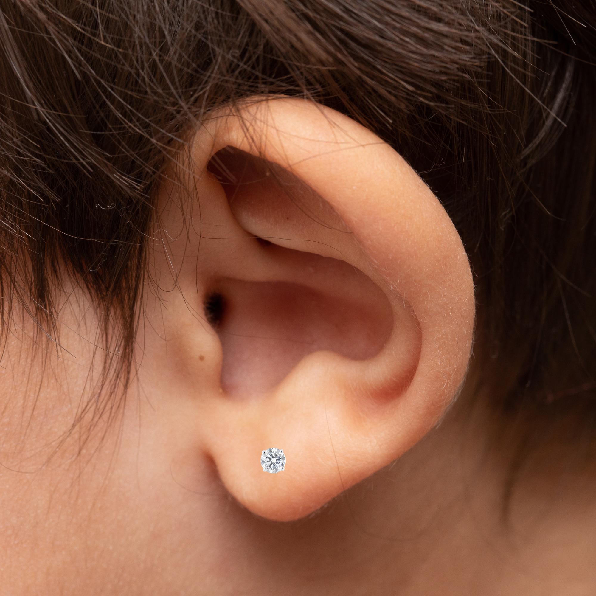 .925 Sterling Silver 1-1/2 Cttw Round Brilliant-Cut Black Diamond Bezel-Set Stud Earrings with Screw Backs (Fancy Color-Enhanced, I2-I3 Clarity) - Friggin Jewelry