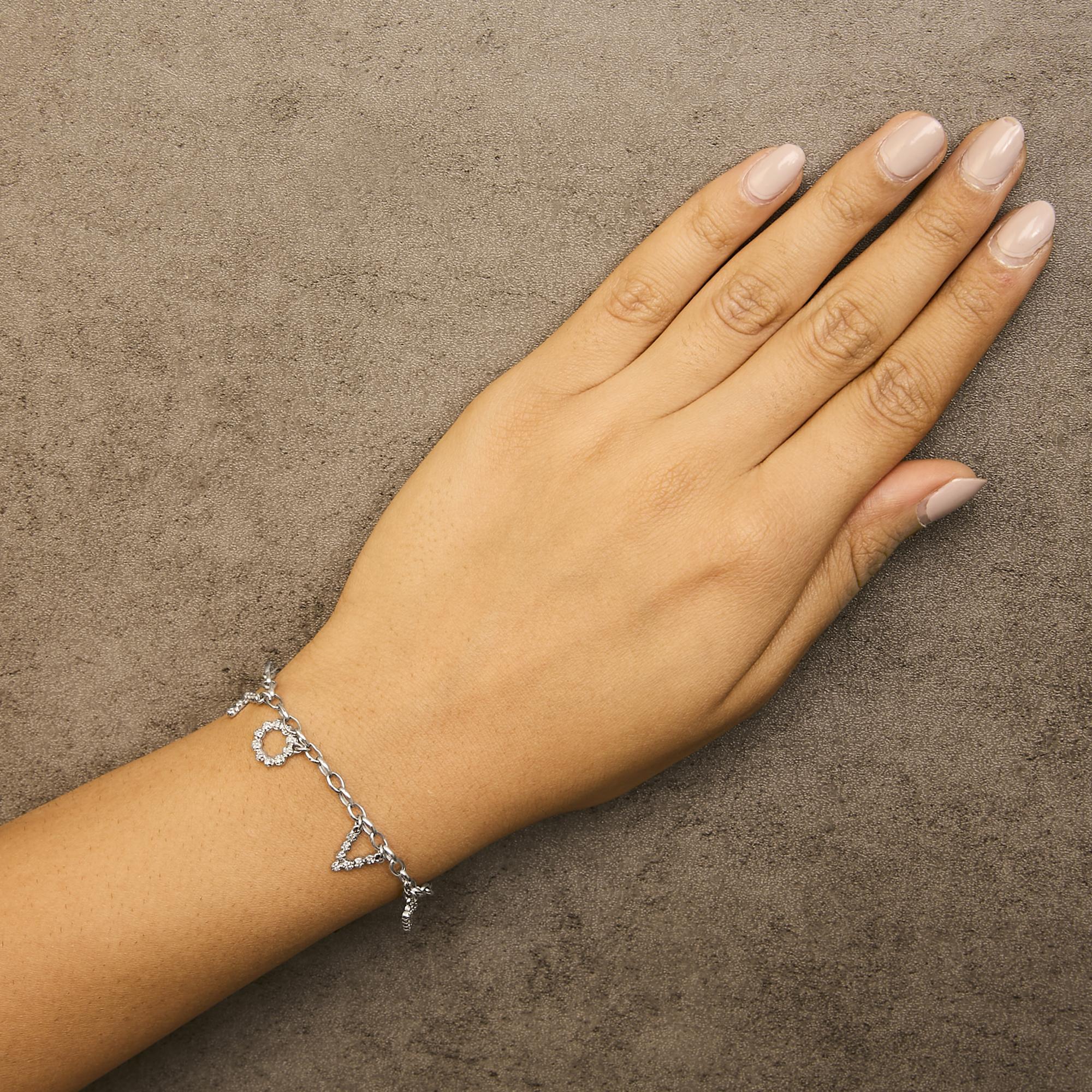 10k White Gold 1/6 Cttw Diamond "Love" Charm Cable Chain Bracelet (H-I Color, I1-I2 Clarity) - 7" - Friggin Jewelry