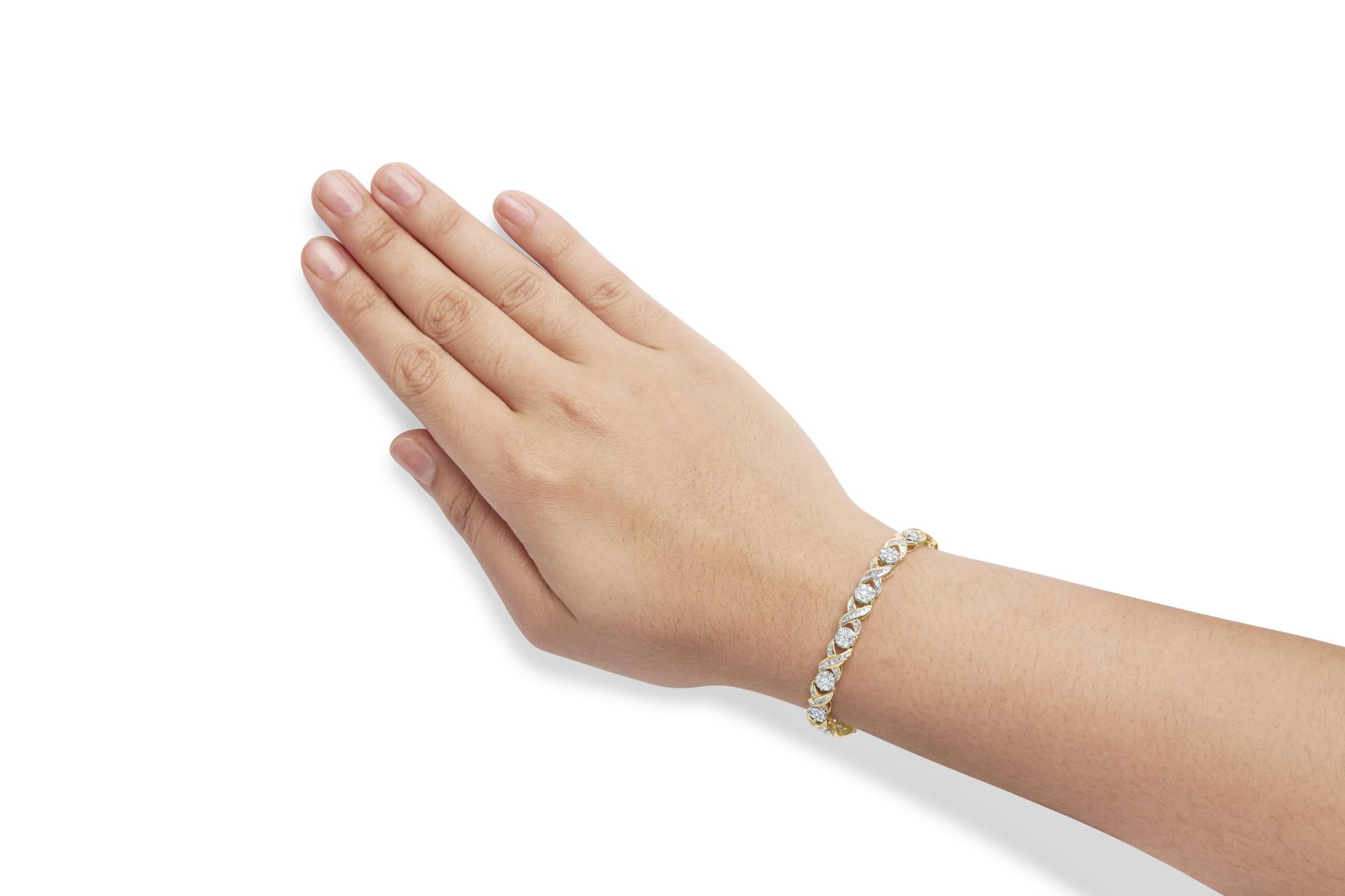 Bracciale "XOXO" in oro giallo 10 carati con diamanti taglio rotondo e taglio baguette da 3,00 ct, motivo floreale, 7,50" (colore JK, purezza I1-I2) - Friggin Jewelry