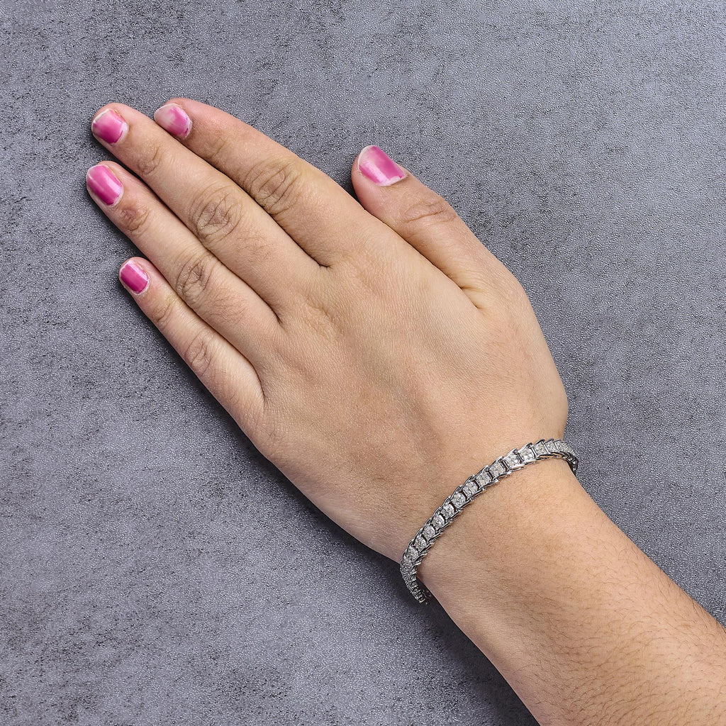 Pulsera de tenis de plata de ley 925 con eslabones de chevron de 2,0 quilates y diamantes en forma de abanico (color IJ, claridad I3) - 18,8 cm - Friggin Jewelry