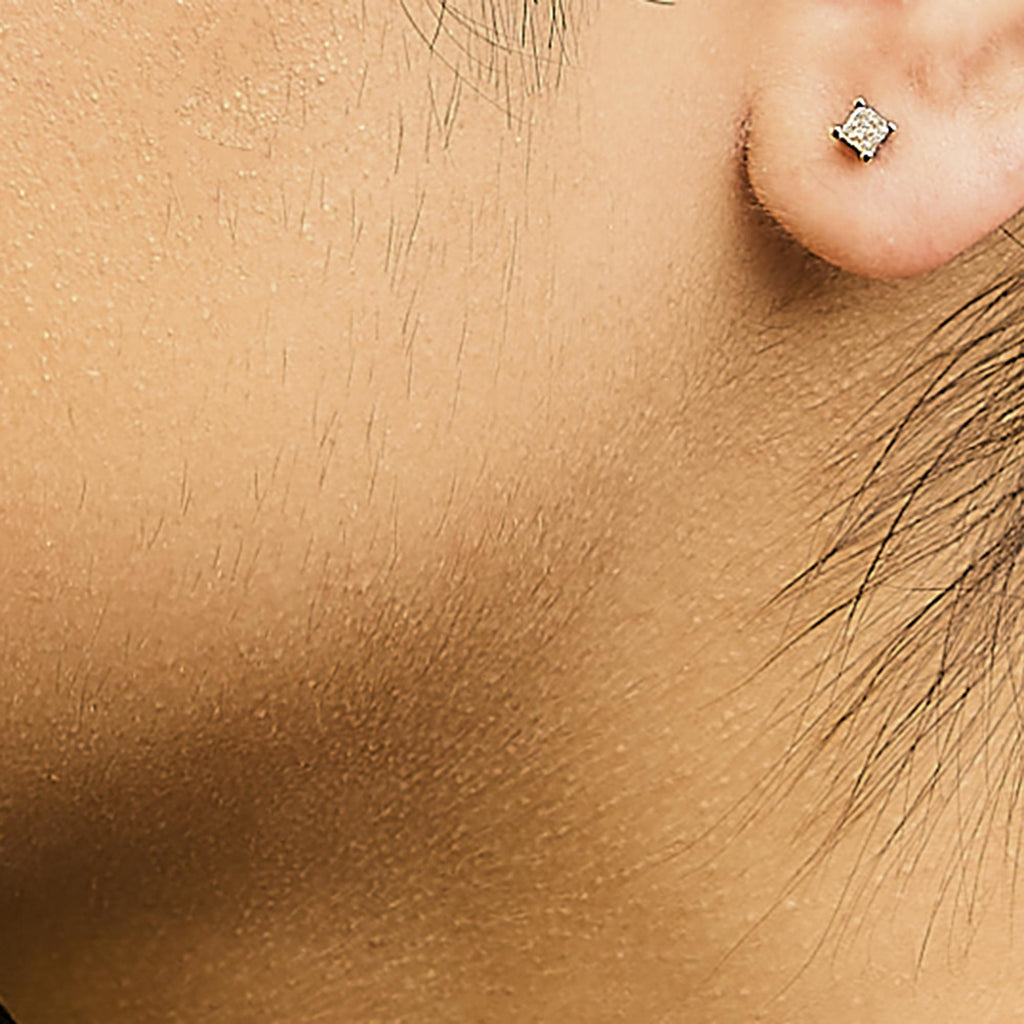 Aretes solitarios de diamante de talla princesa de 1/4 ct en plata de ley 925 (color HI, claridad I3) - Friggin Jewelry