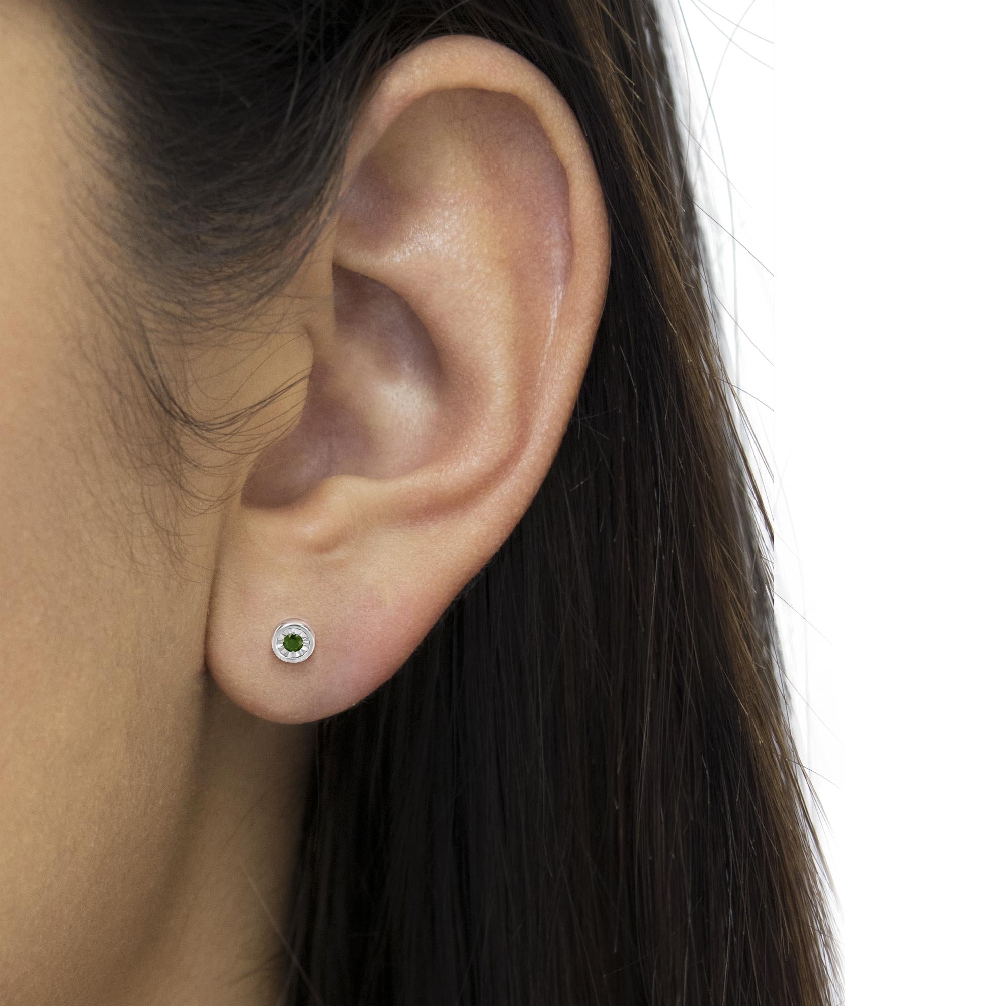 .925 Sterling Silver 1/5 Cttw Round Brilliant-Cut Green Diamond Miracle-Set Stud Earrings (Fancy Color-Enhanced, I1-I2 Clarity) - Friggin Jewelry
