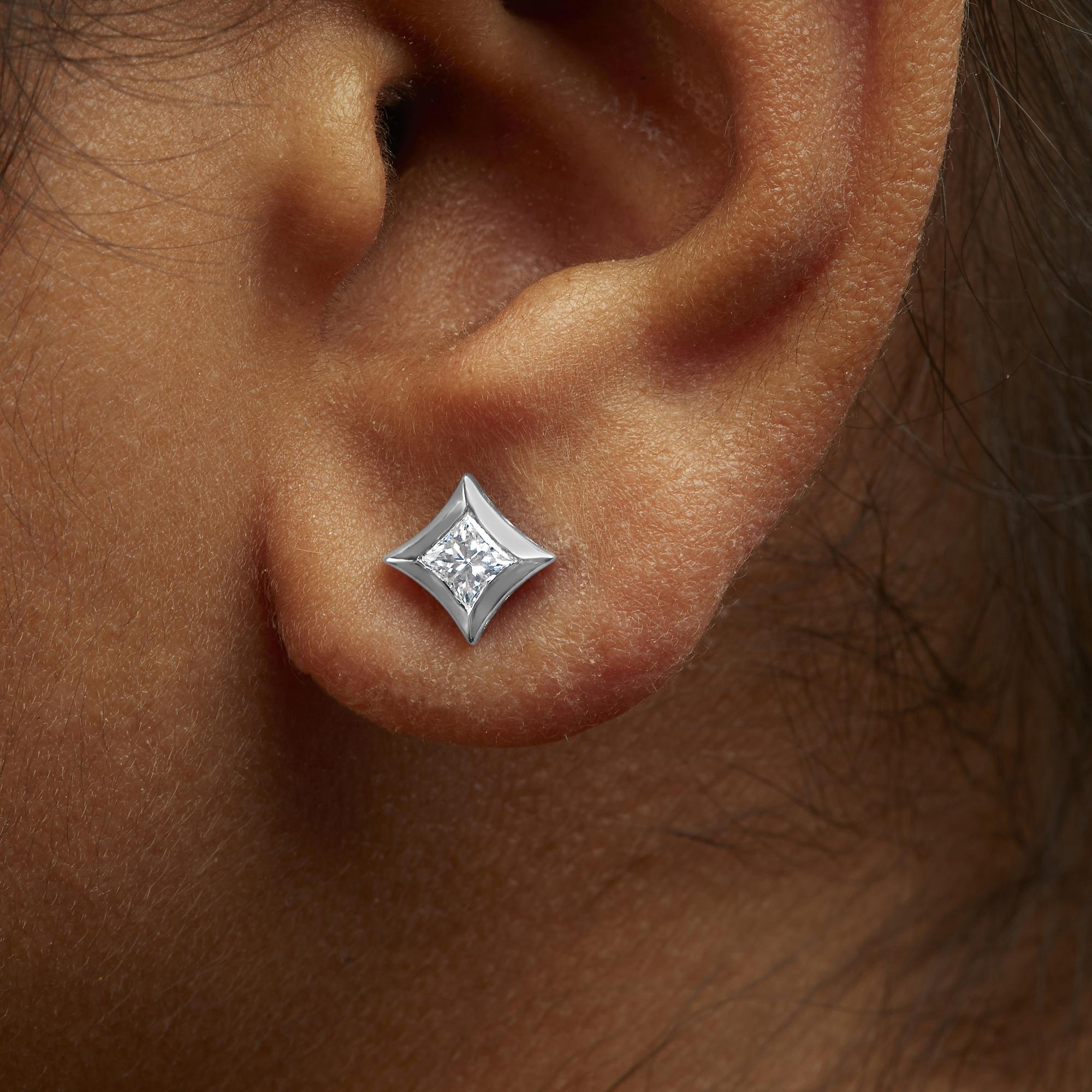 10K White Gold 1/2 Cttw Invisible Set Princess-Cut Diamond Stud Earrings (H-I Color, SI2-I1 Clarity) - Friggin Jewelry