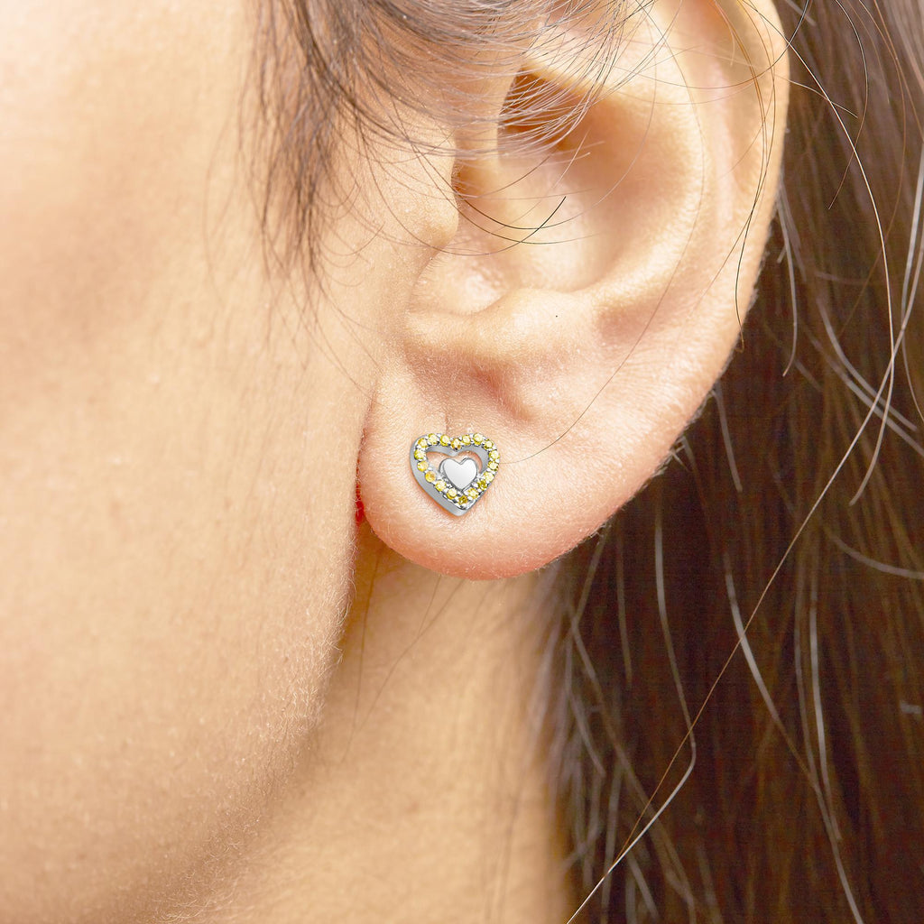 Pendientes de botón con doble corazón abierto de diamantes de 1/6 quilates en plata de ley 925 (color del diamante a elegir) - Friggin Jewelry