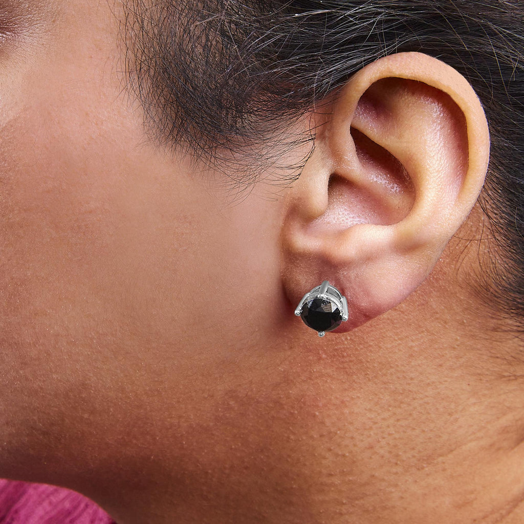 Aretes clásicos de oro blanco de 14 quilates con diamantes negros de talla brillante redondos de 4 puntas y cierre de rosca (color fantasía realzado, claridad I2-I3) - Friggin Jewelry