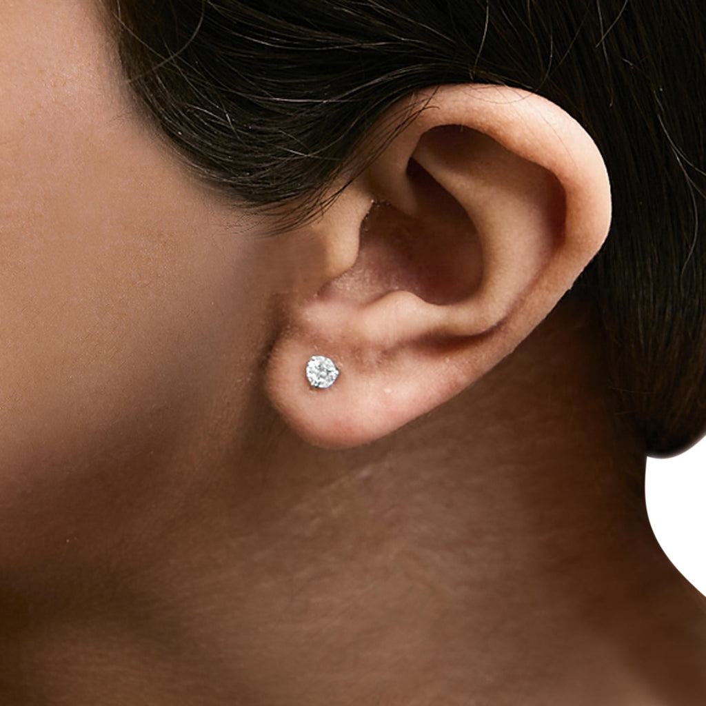 Aretes tipo botón de oro blanco de 14 quilates con tres puntas y diamantes cultivados en laboratorio de talla redonda brillante (color FG, claridad VS1-VS2) - Friggin Jewelry