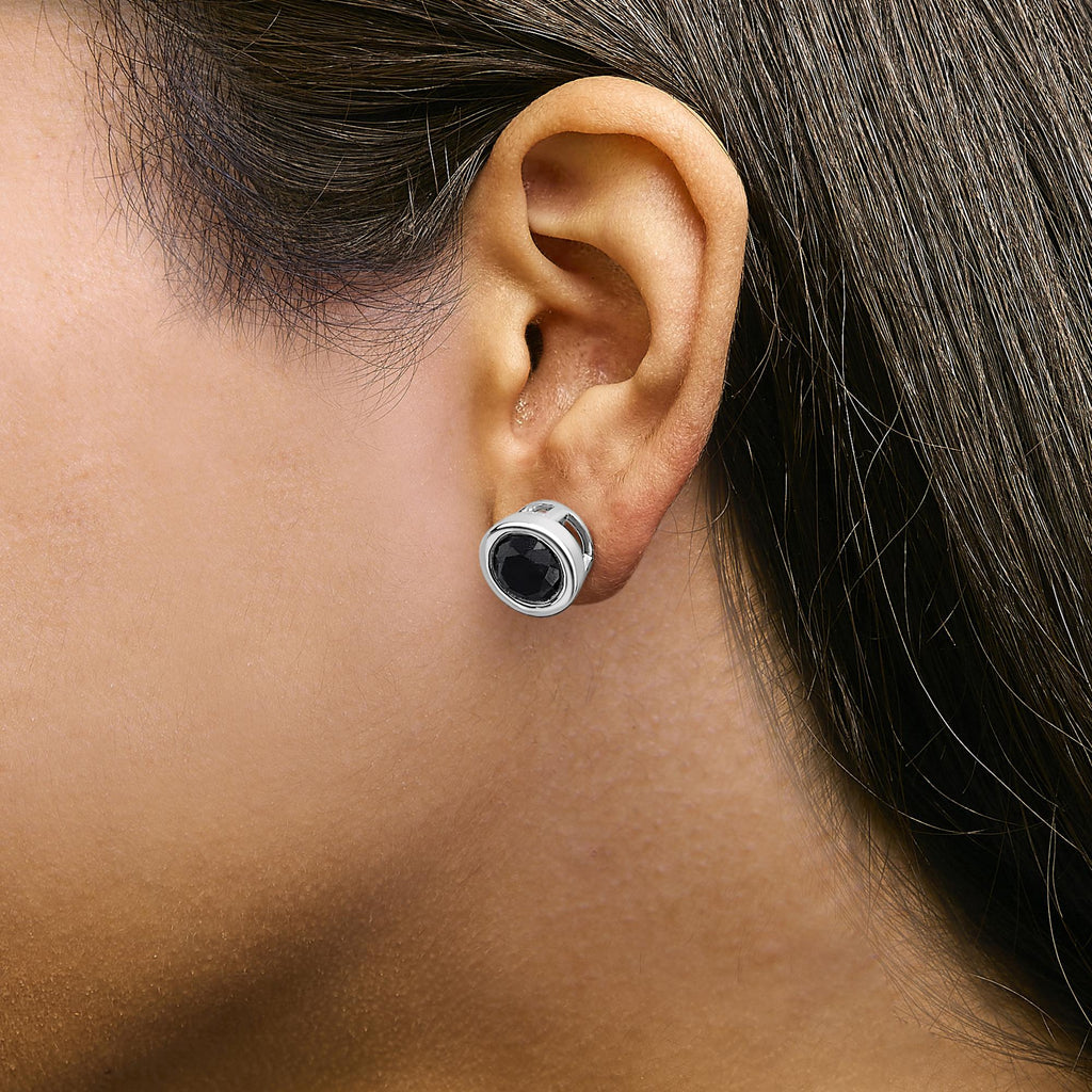 Aretes de plata de ley 925 con diamantes negros redondos de talla brillante, engastados en bisel y cierre de rosca (color elegante, claridad I2-I3) - Friggin Jewelry
