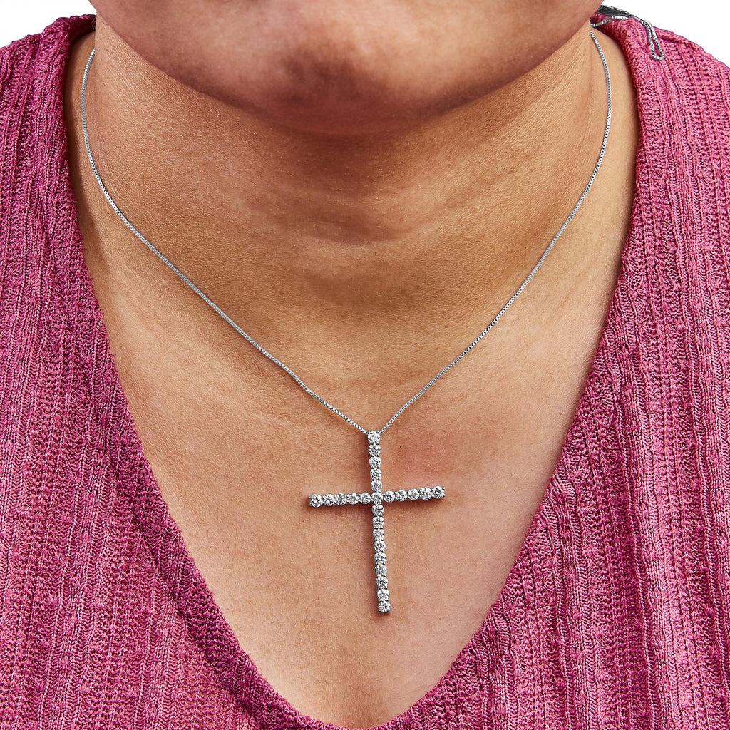 Collar con colgante de cruz de diamantes cultivados en laboratorio de 2,0 quilates en oro blanco de 14 quilates (45,7 cm) (color FG, claridad VS2-SI1) - Friggin Jewelry