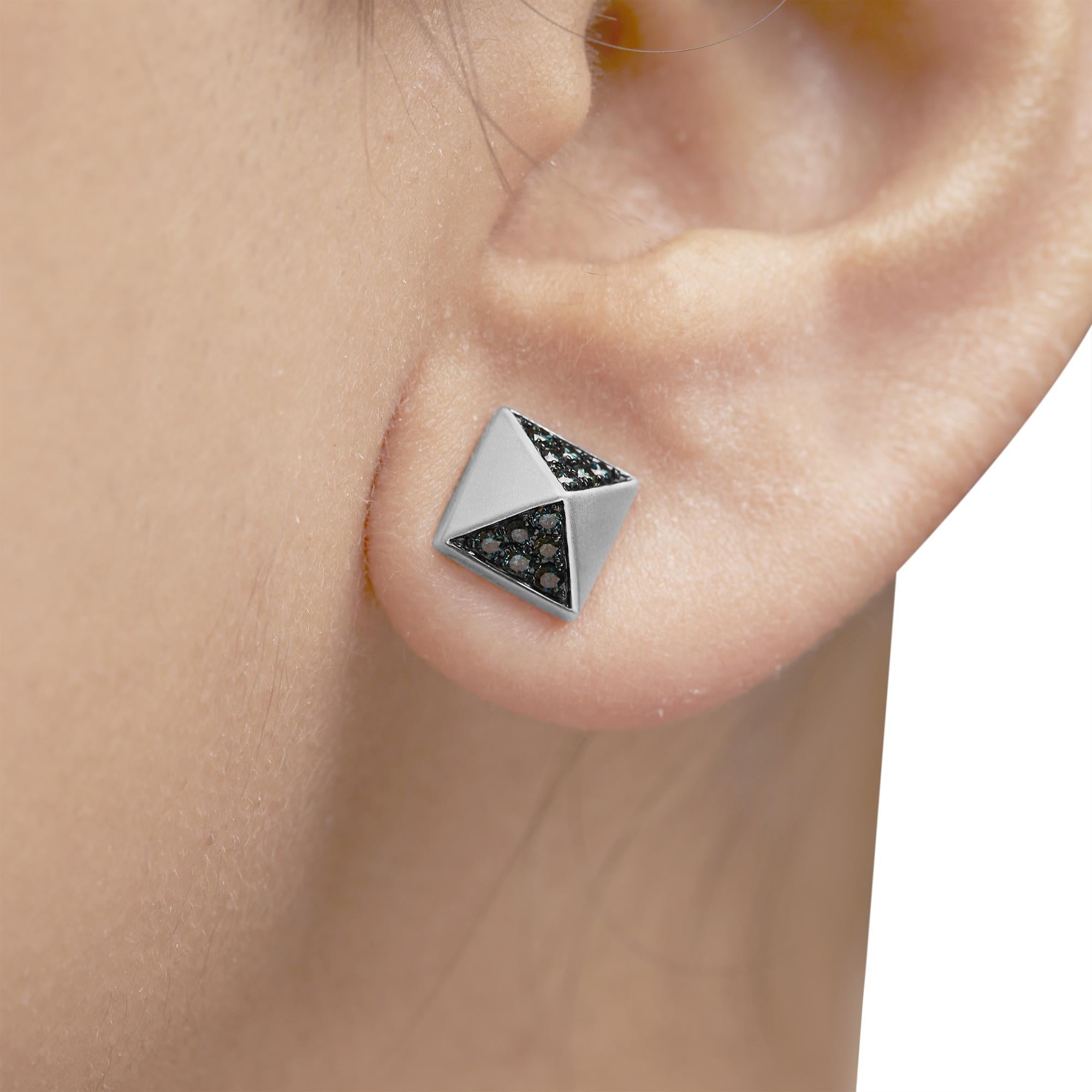 14K White Gold 1/4 Cttw Treated Blue Diamond Pyramid Stud Earring (Blue Color, SI1-SI2 Clarity) - Friggin Jewelry