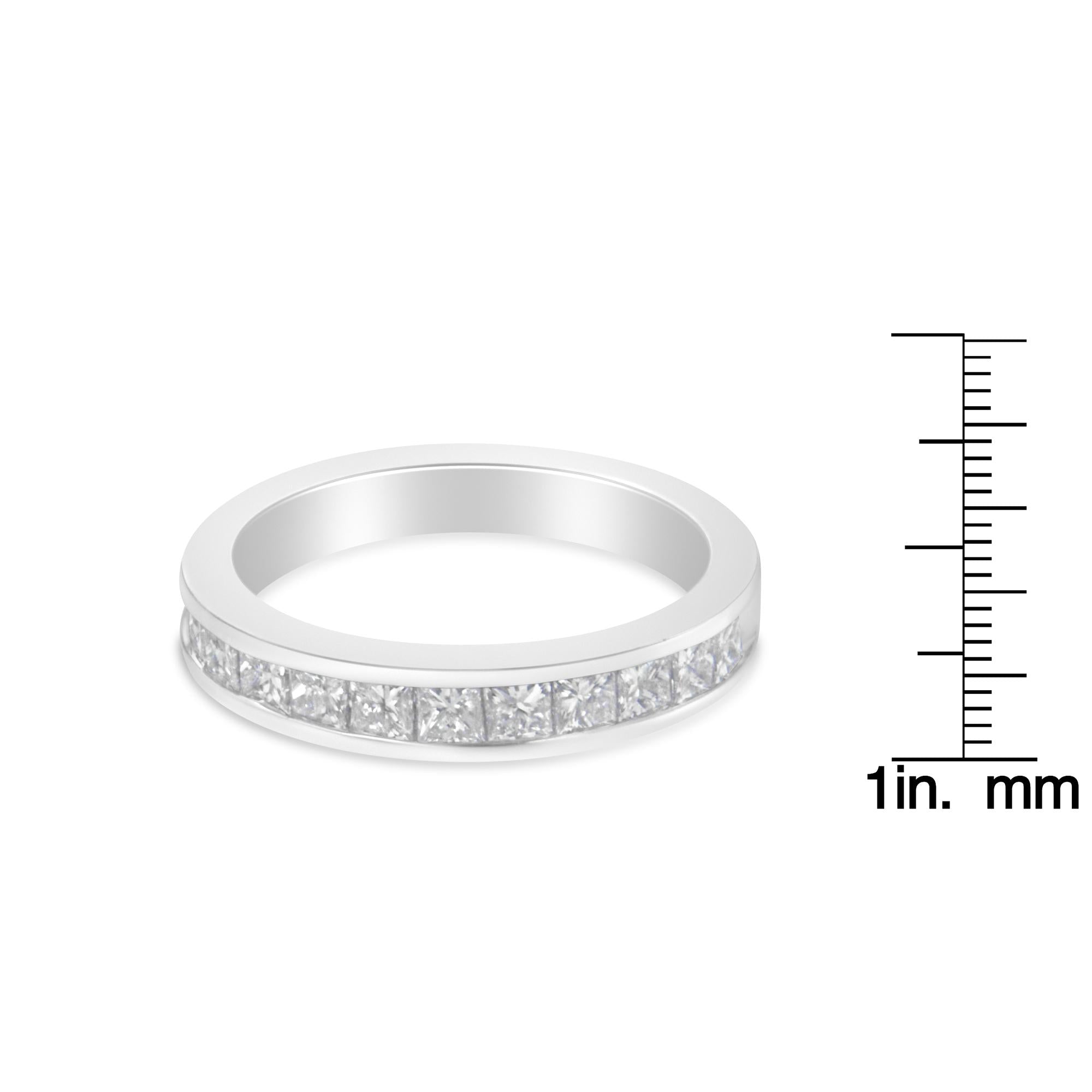 Anello da donna in oro bianco 18 carati con diamanti taglio principessa (1 carato, colore GH, purezza SI1-SI2) - Friggin Jewelry