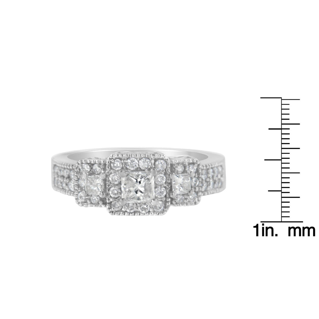 Anello in oro bianco 14 carati con tre diamanti taglio principessa e taglio rotondo (1 carato, colore HI, purezza I1-I2) - Friggin Jewelry