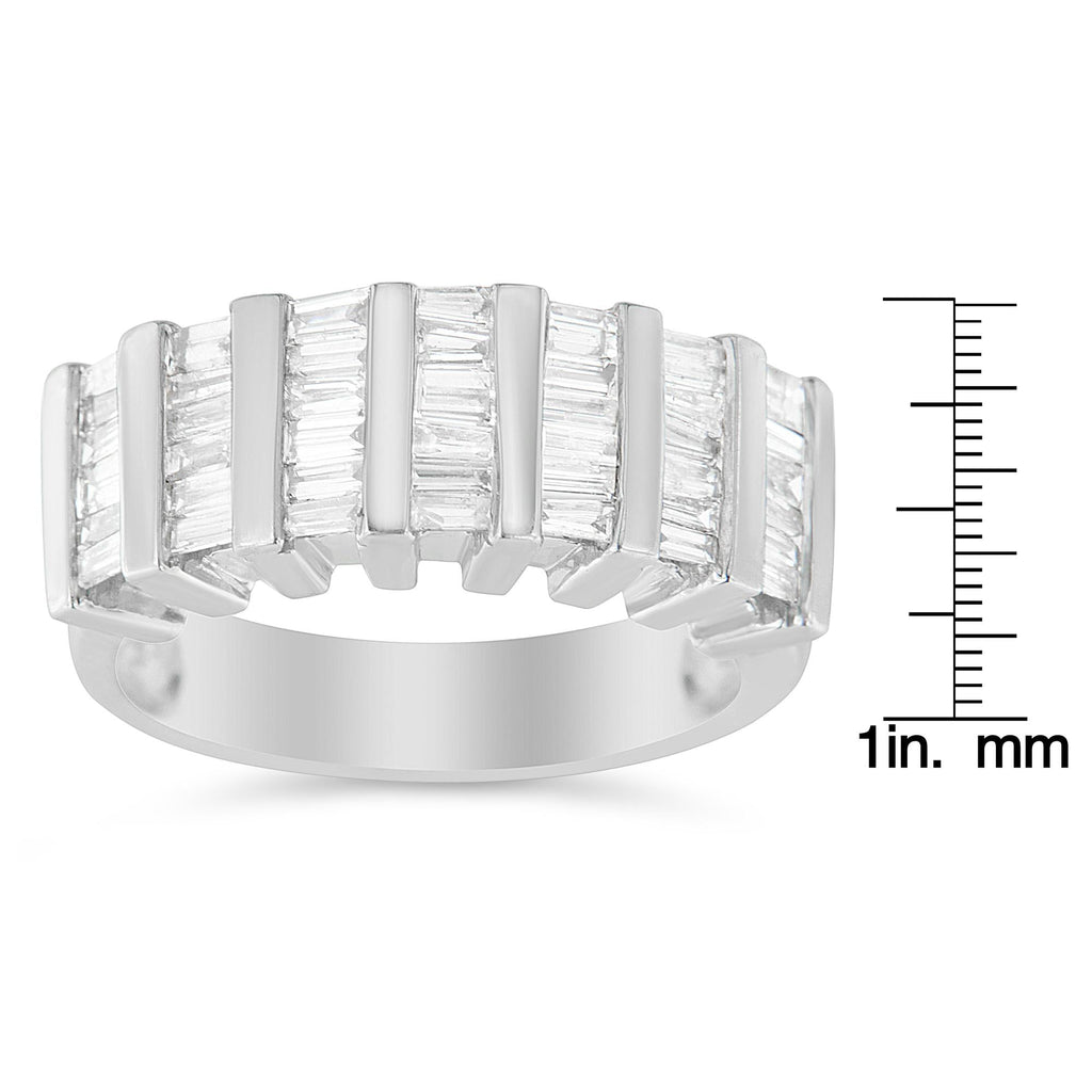 Anillo de bodas unisex de moda en plata de ley 925 con diamantes de talla baguette de 1,0 ct, canal vertical acanalado y varias filas (color HI, claridad I1-I2) - Friggin Jewelry