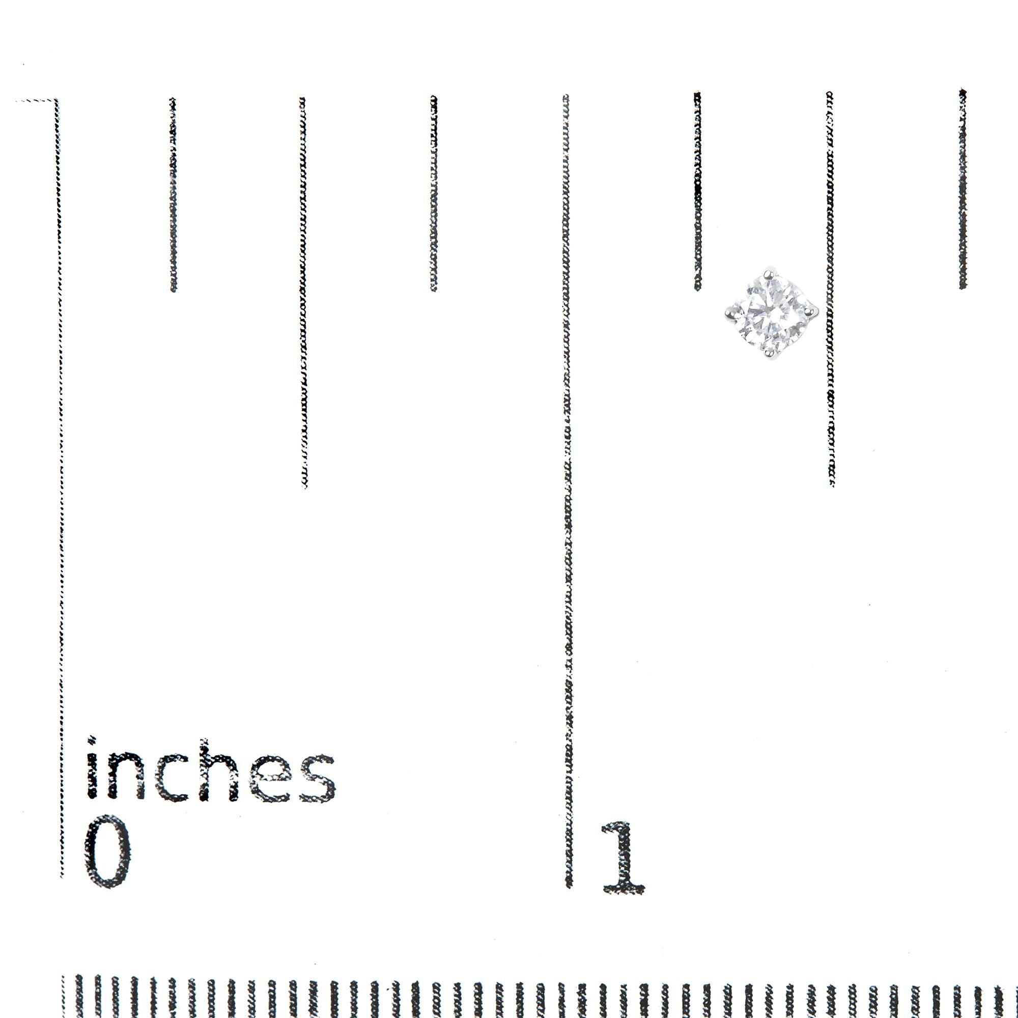 Orecchini a bottone solitario classici a 4 punte con diamanti rotondi coltivati ​​in laboratorio in argento sterling 925 (colore FG, purezza VS1-VS2) - Friggin Jewelry
