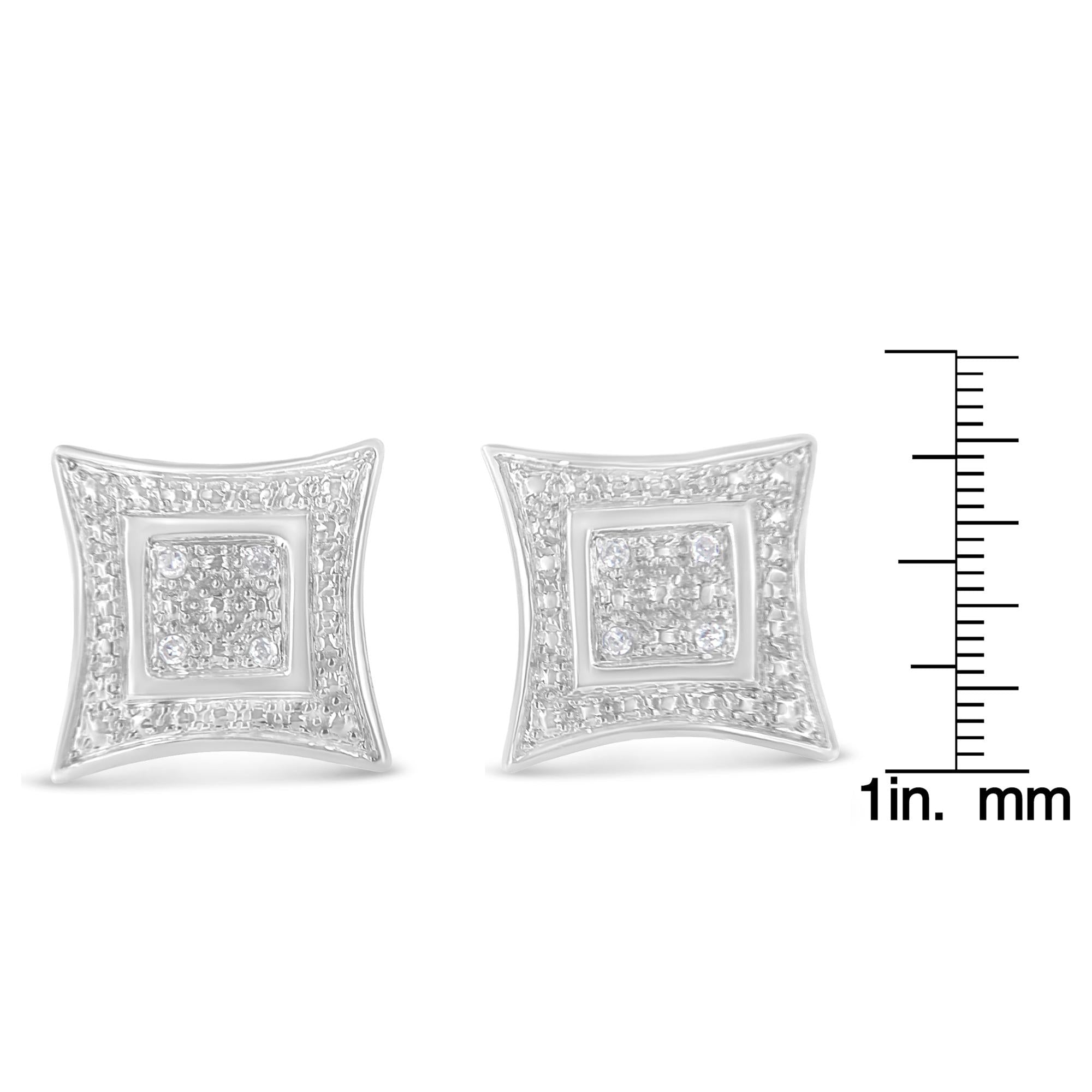 Pendientes de botón de plata de ley 925 con halo de estrella de cuatro puntas y detalles de diamantes (color HI, claridad I2-I3) - Friggin Jewelry
