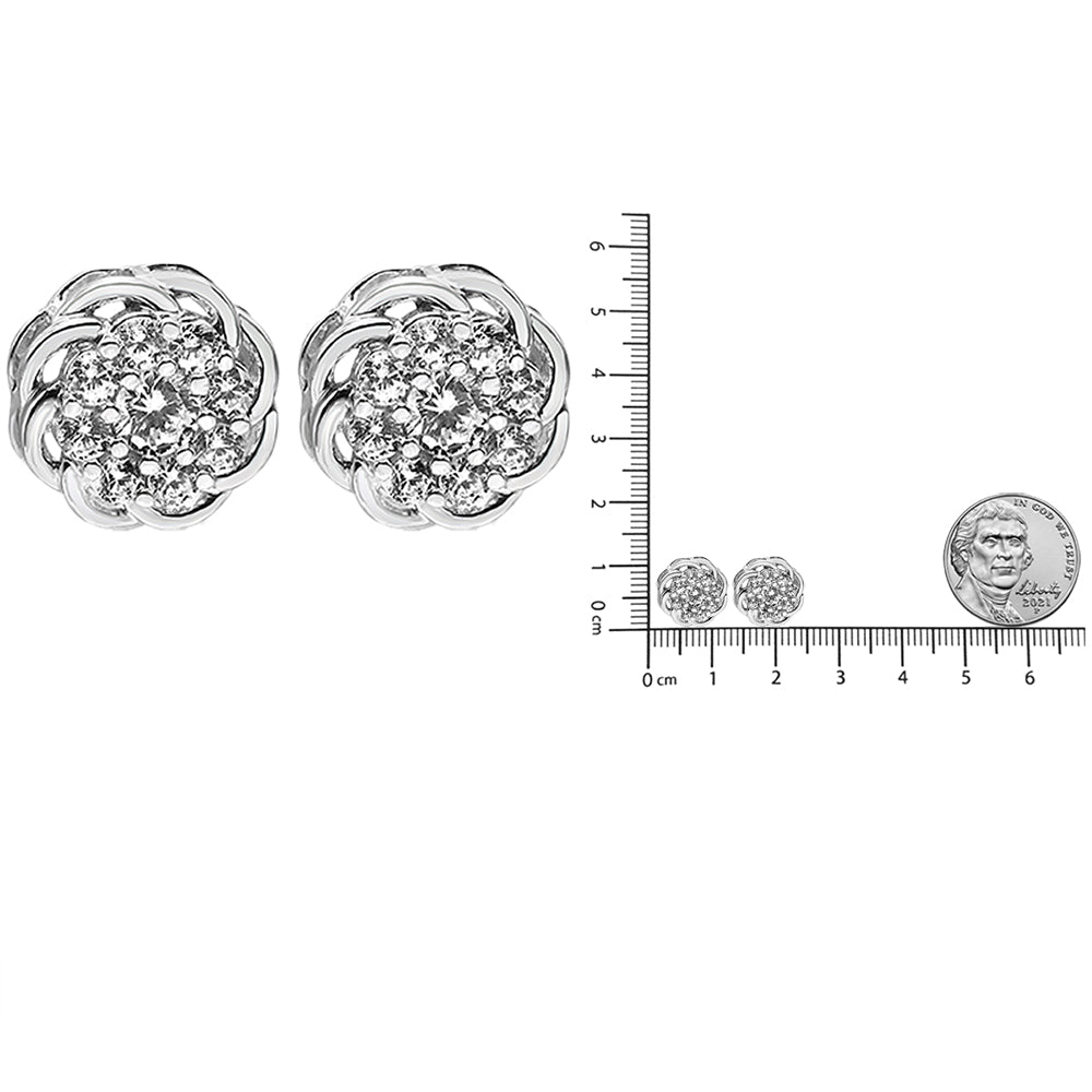 Pendientes de botón de plata de ley 925 con halo floral calado de diamantes redondos de 1/2 quilates (claridad I1-I2, color IJ) - Friggin Jewelry